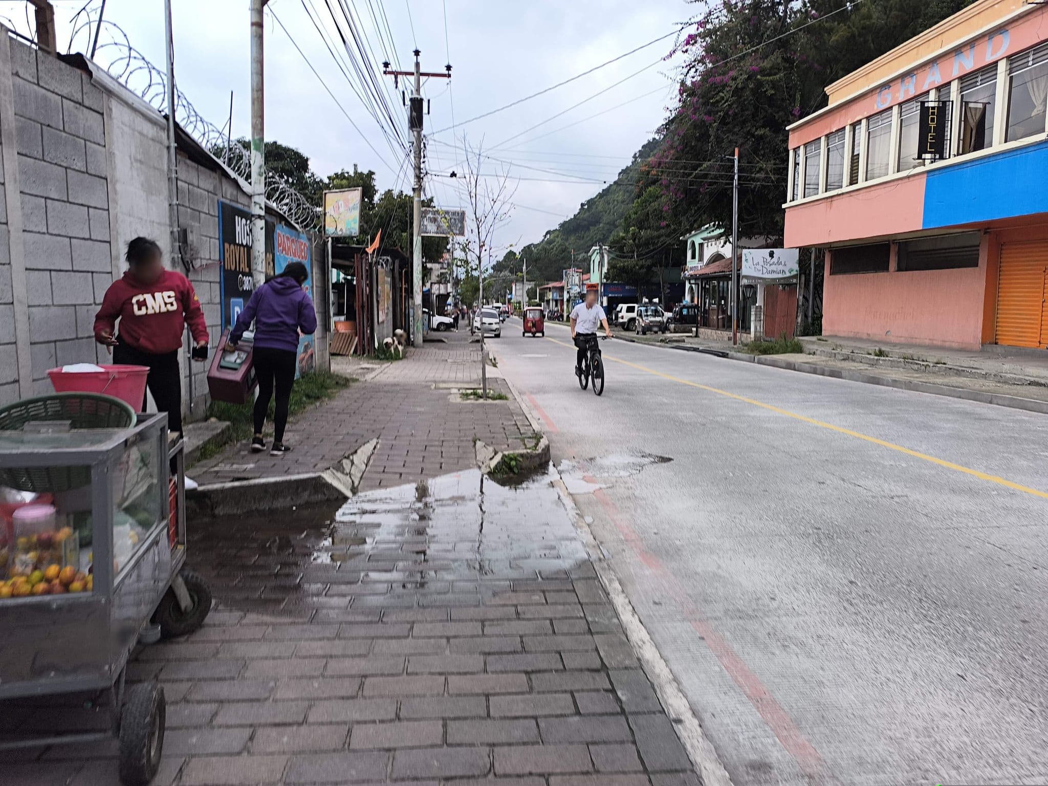 Street view near Hotel Montana, Panajachel — © garcia_daos (CC BY-SA · Mapillary)