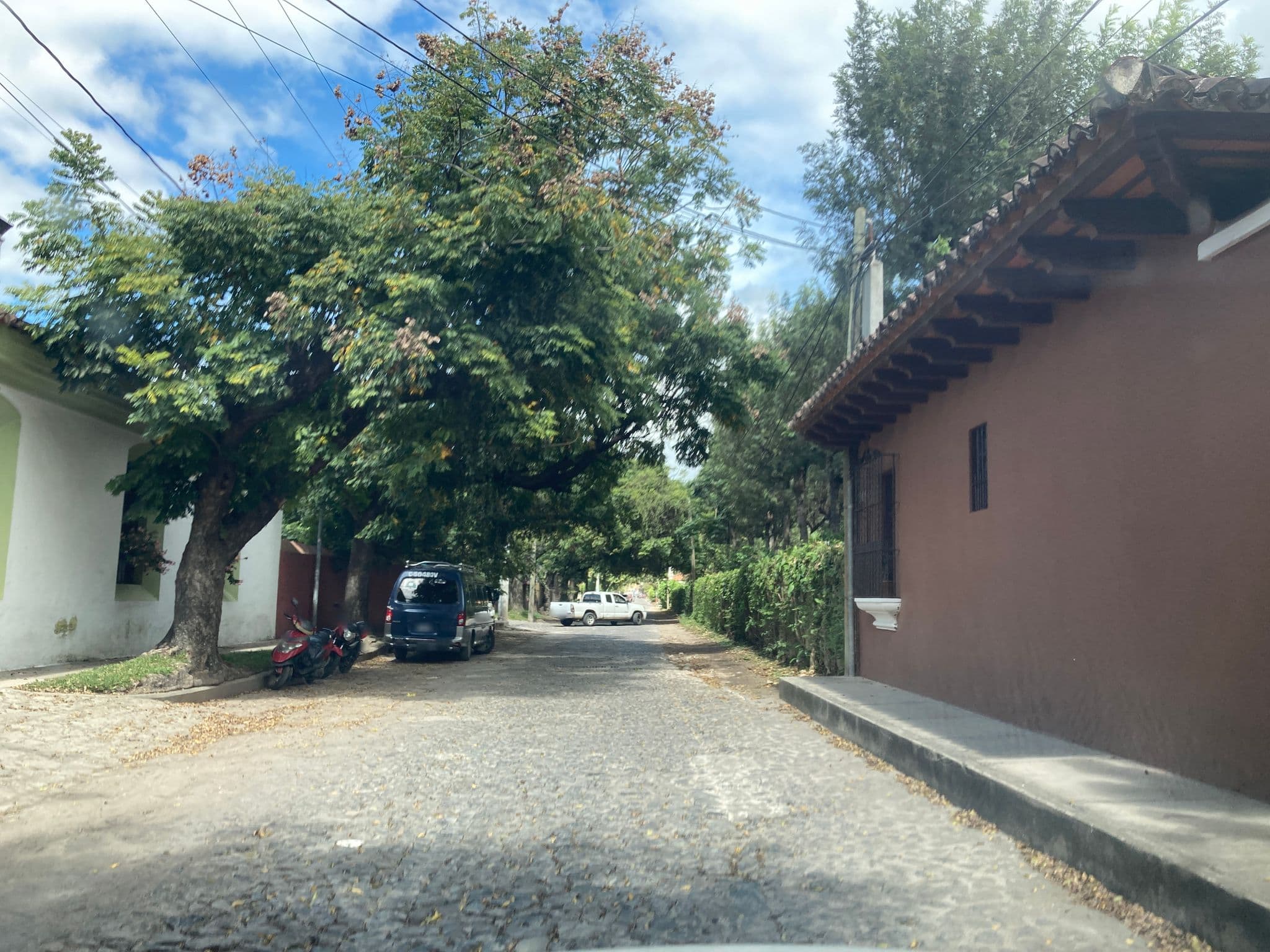 Street view near Casa Jabad Lubavitch Antigua Guatemala (Rabino Jaim), Antigua Guatemala