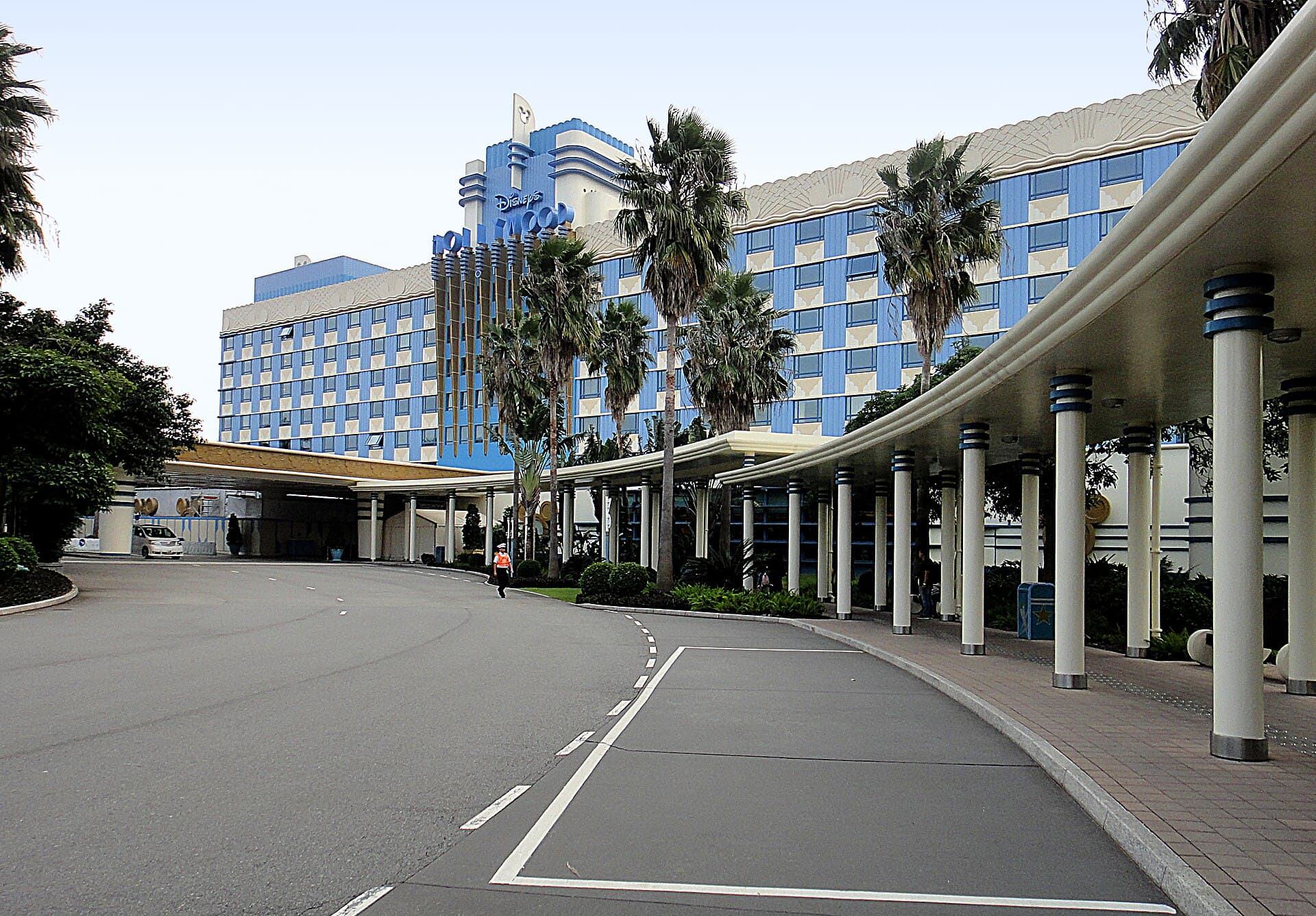 迪士尼好萊塢酒店 Disney's Hollywood Hotel (via Wikimedia Commons, CC BY-SA 3.0)
