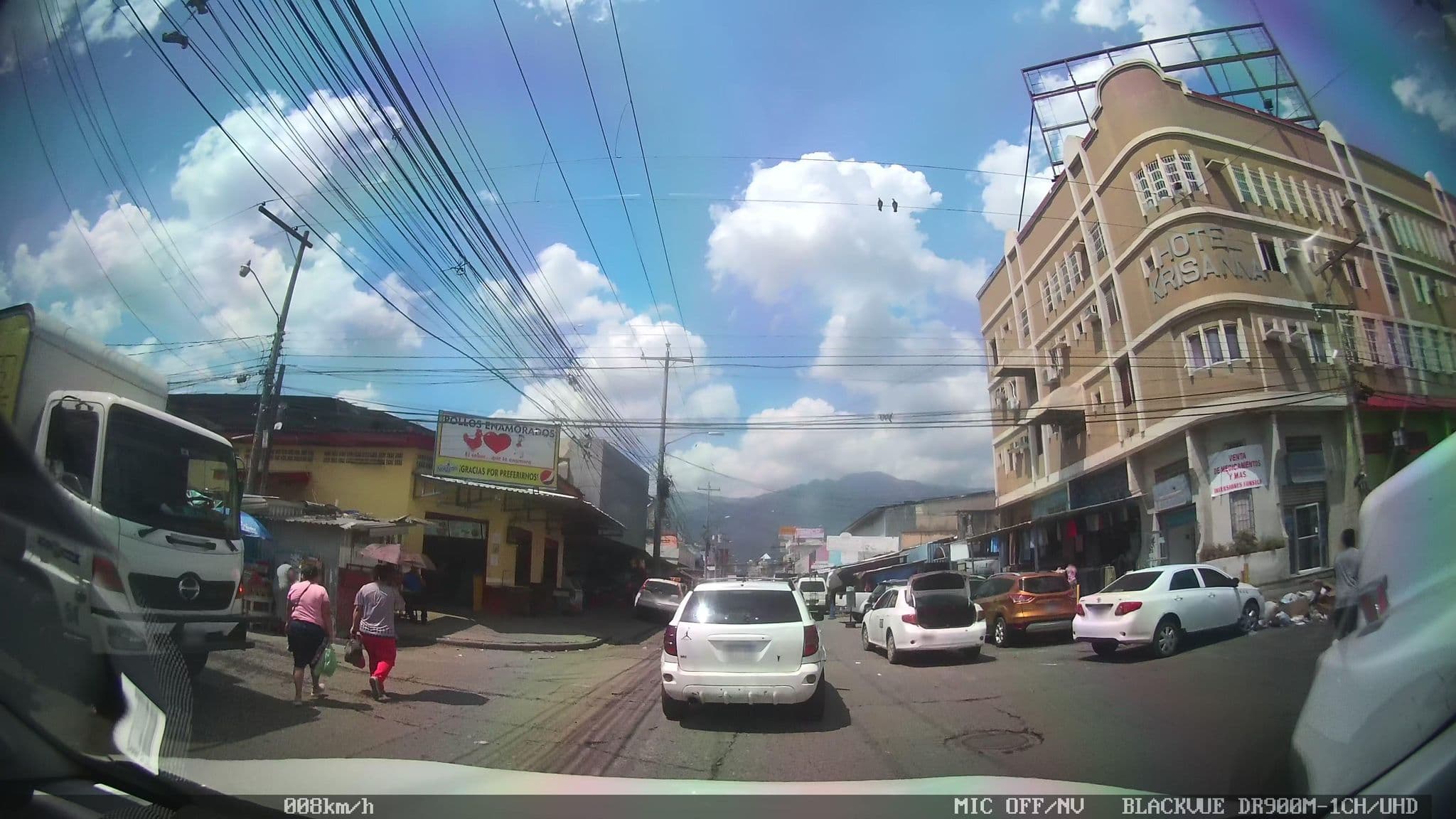 Street view near Hotel Krisanna, San Pedro Sula — © kaart_4 (CC BY-SA · Mapillary)