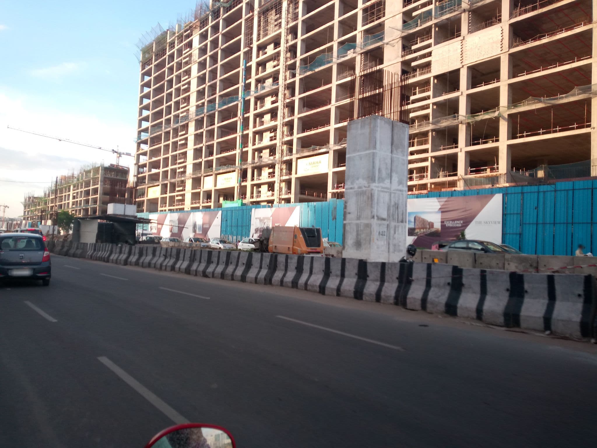 Street view near Quality Inn, Nārsingi — © DaxServer (CC BY-SA · Mapillary)