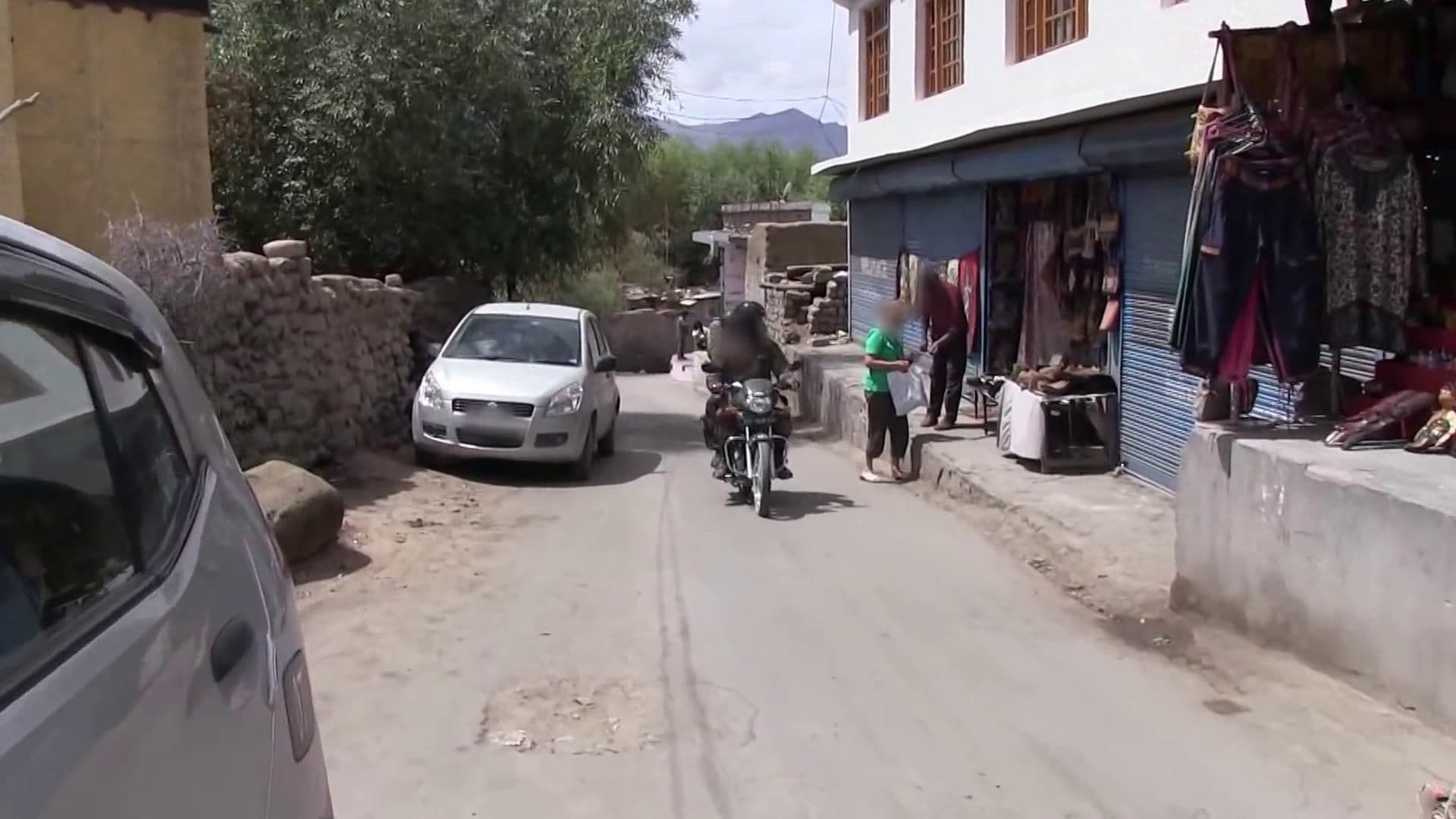 Street view near Atisha Guesthouse, Leh