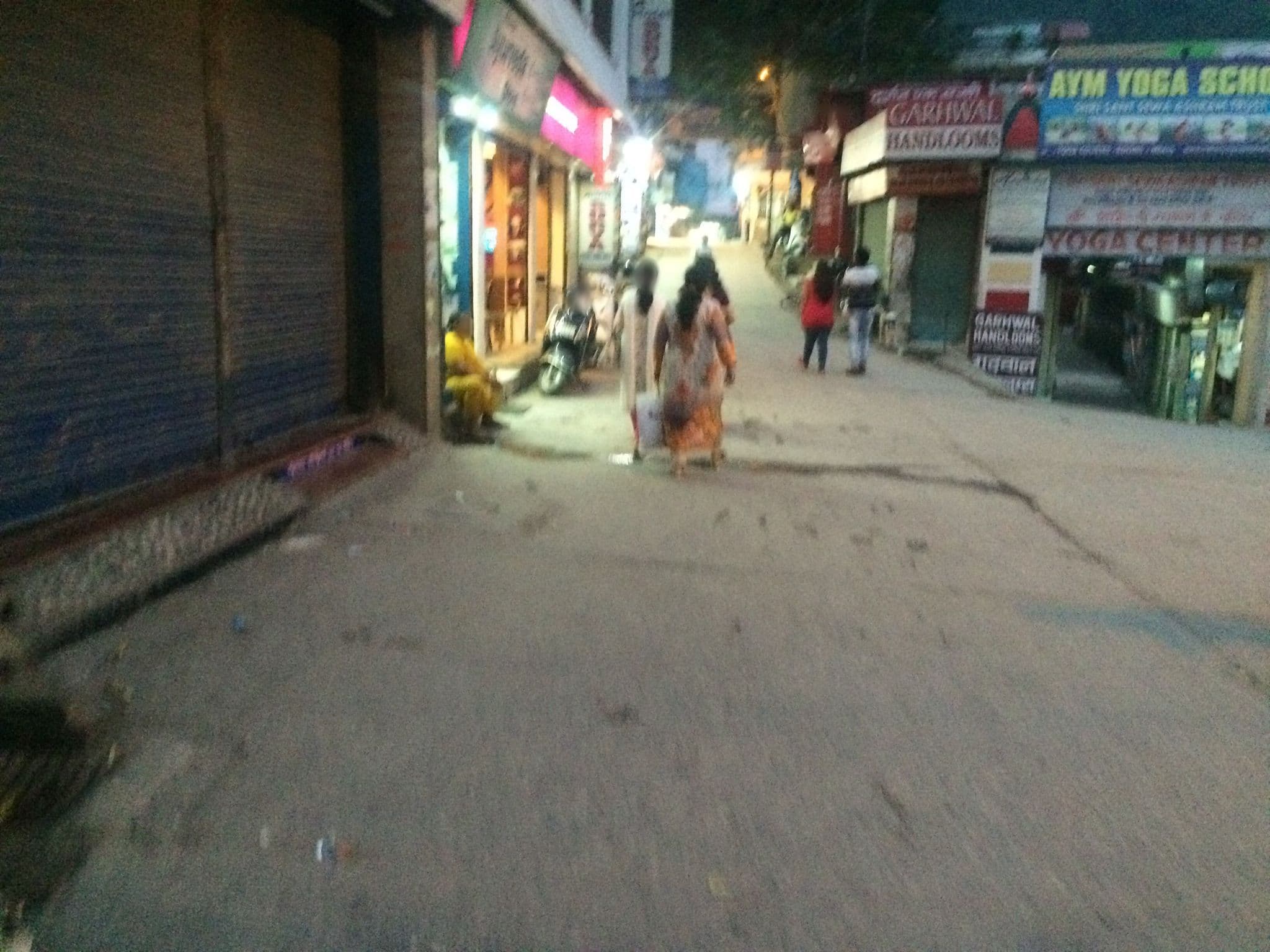 Street view near Hotel Surya, Rishīkesh