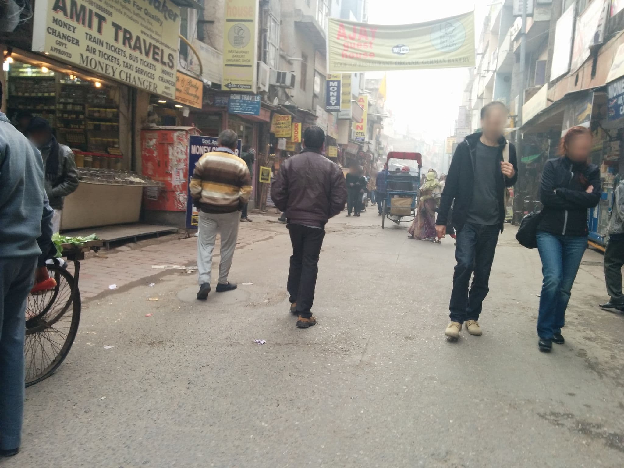 Street view near Arjun Guesthouse, New Delhi — © sashazykov (CC BY-SA · Mapillary)