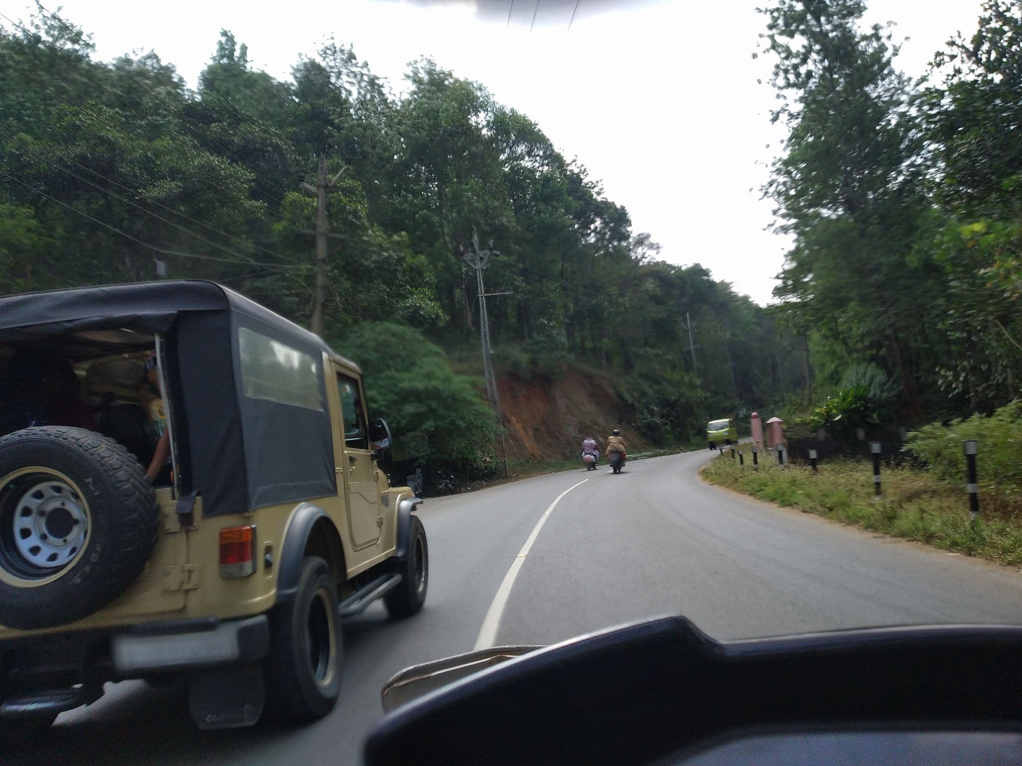 Street view near Elan Hills Resort, Cumbum — © jothishbabu (CC BY-SA · Mapillary)