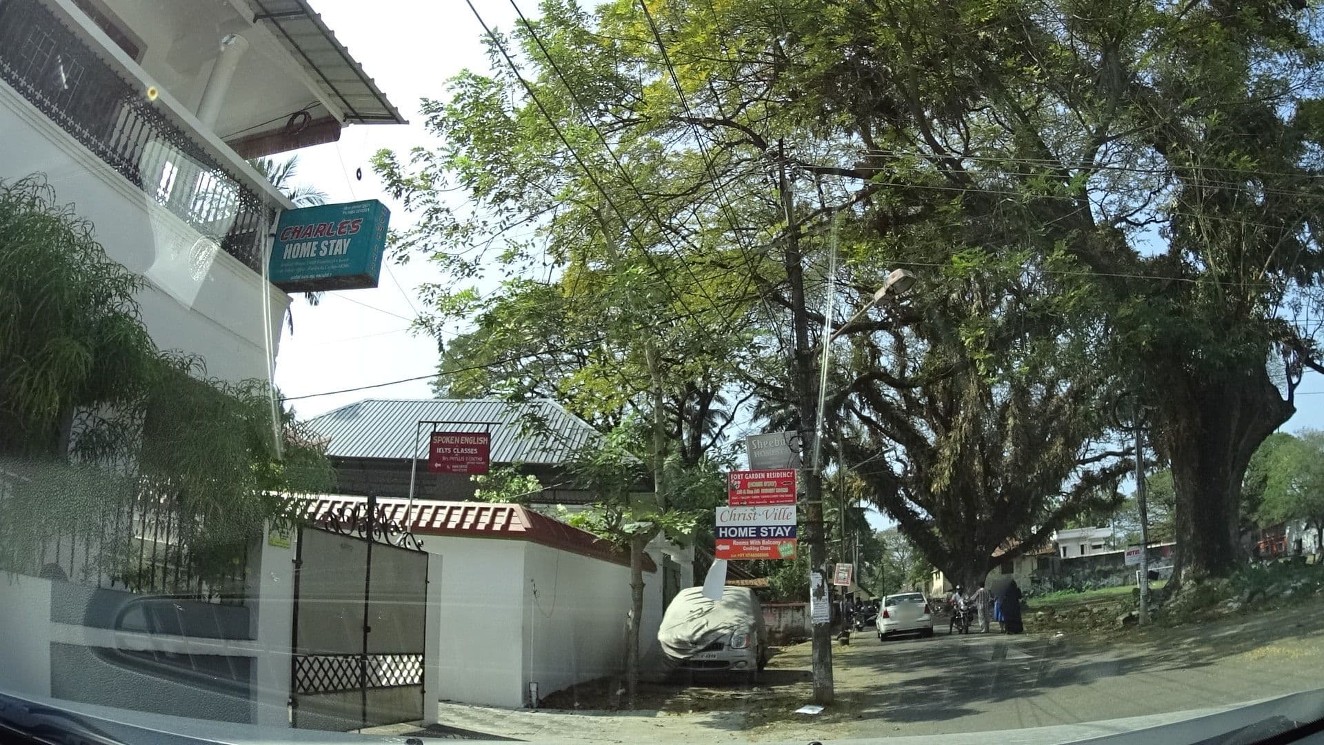 Street view near Charles Home Stay, Vypīn