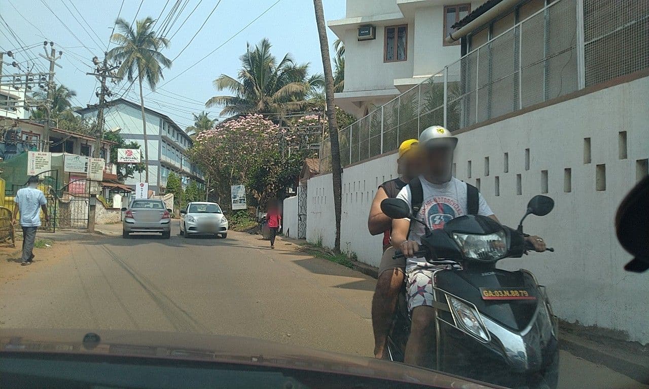 Street view near Velvet Inn, Calangute — © edz3056 (CC BY-SA · Mapillary)