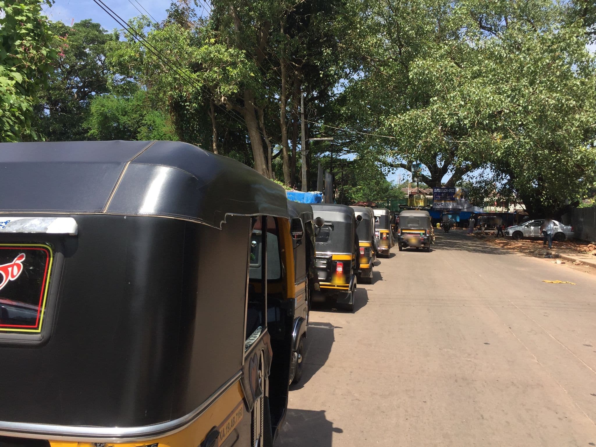 Street view near Hotel Sama Delux, Mangaluru — © piyusht (CC BY-SA · Mapillary)