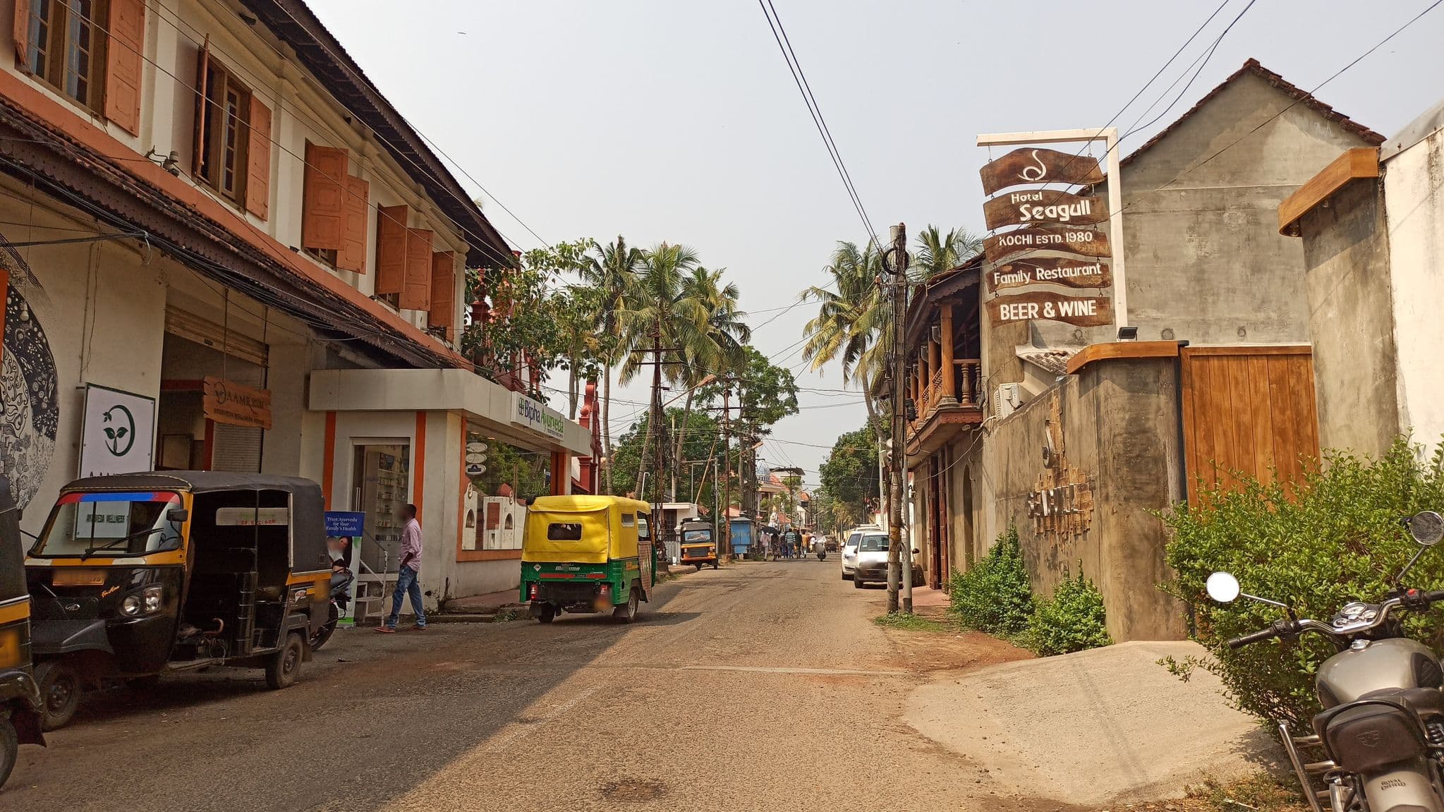 Street view near Seagull, Vypīn