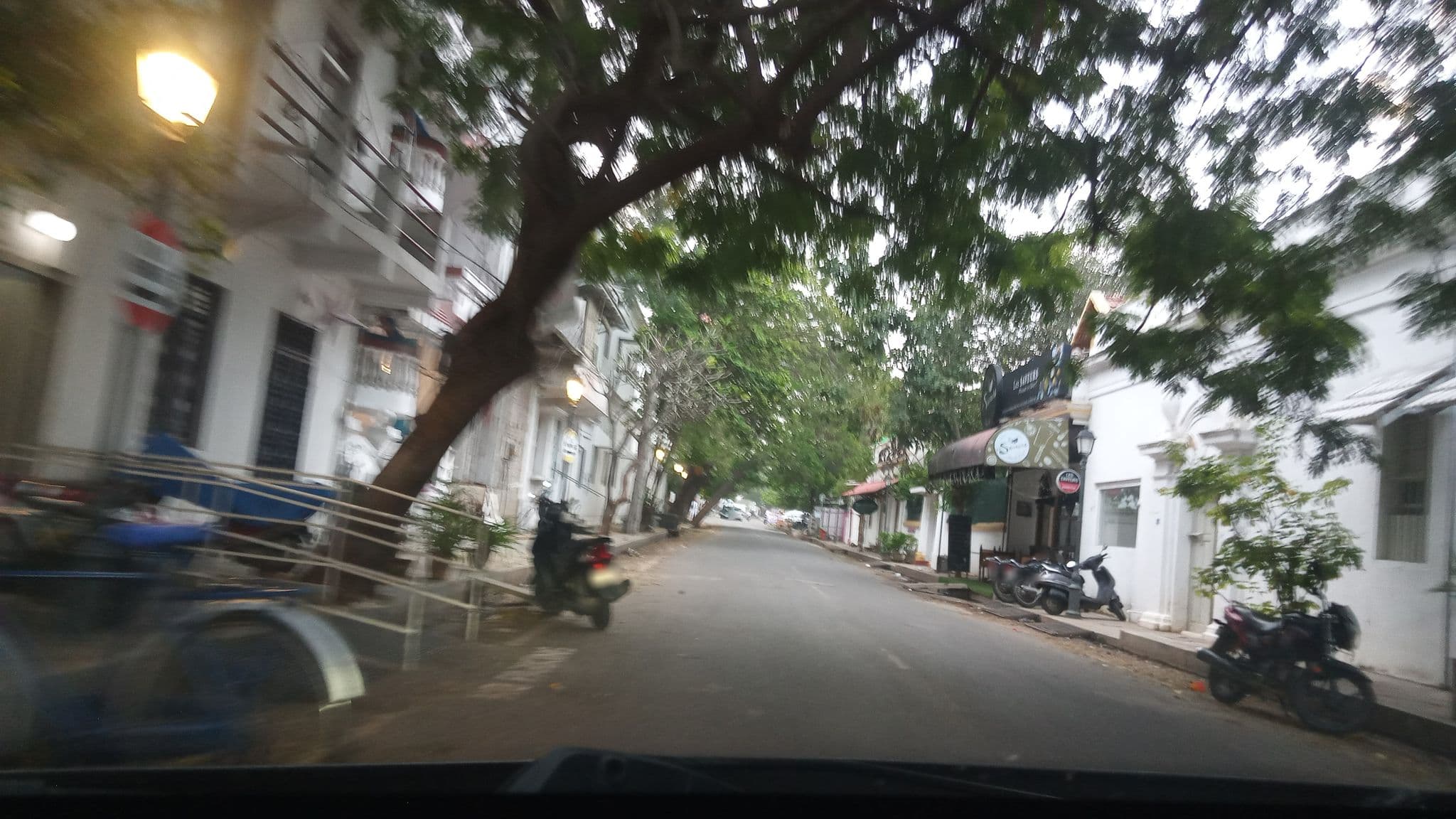 Street view near Hotel La Closerie, Puducherry — © pradeepbv (CC BY-SA · Mapillary)