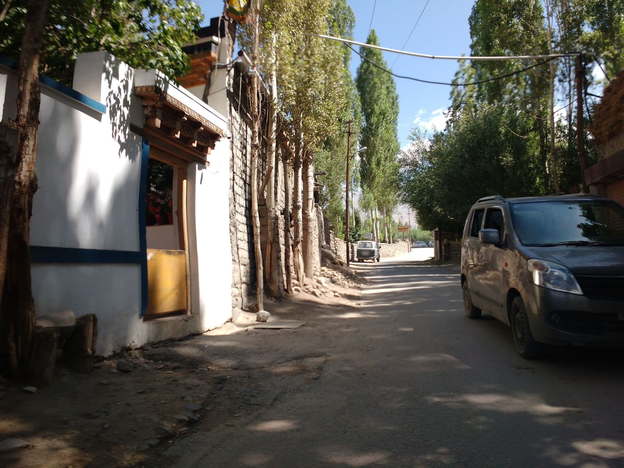 Street view near Oriental, Leh
