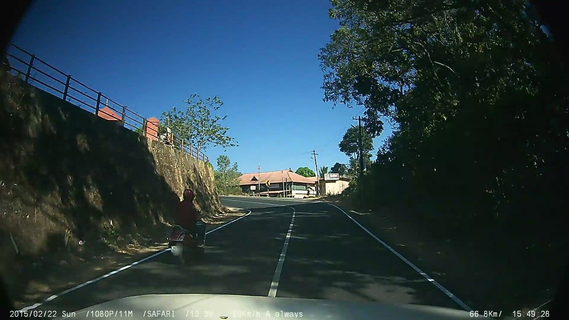 Street view near Travancore Devasom Guest House, Erāttupetta — © johnichan (CC BY-SA · Mapillary)