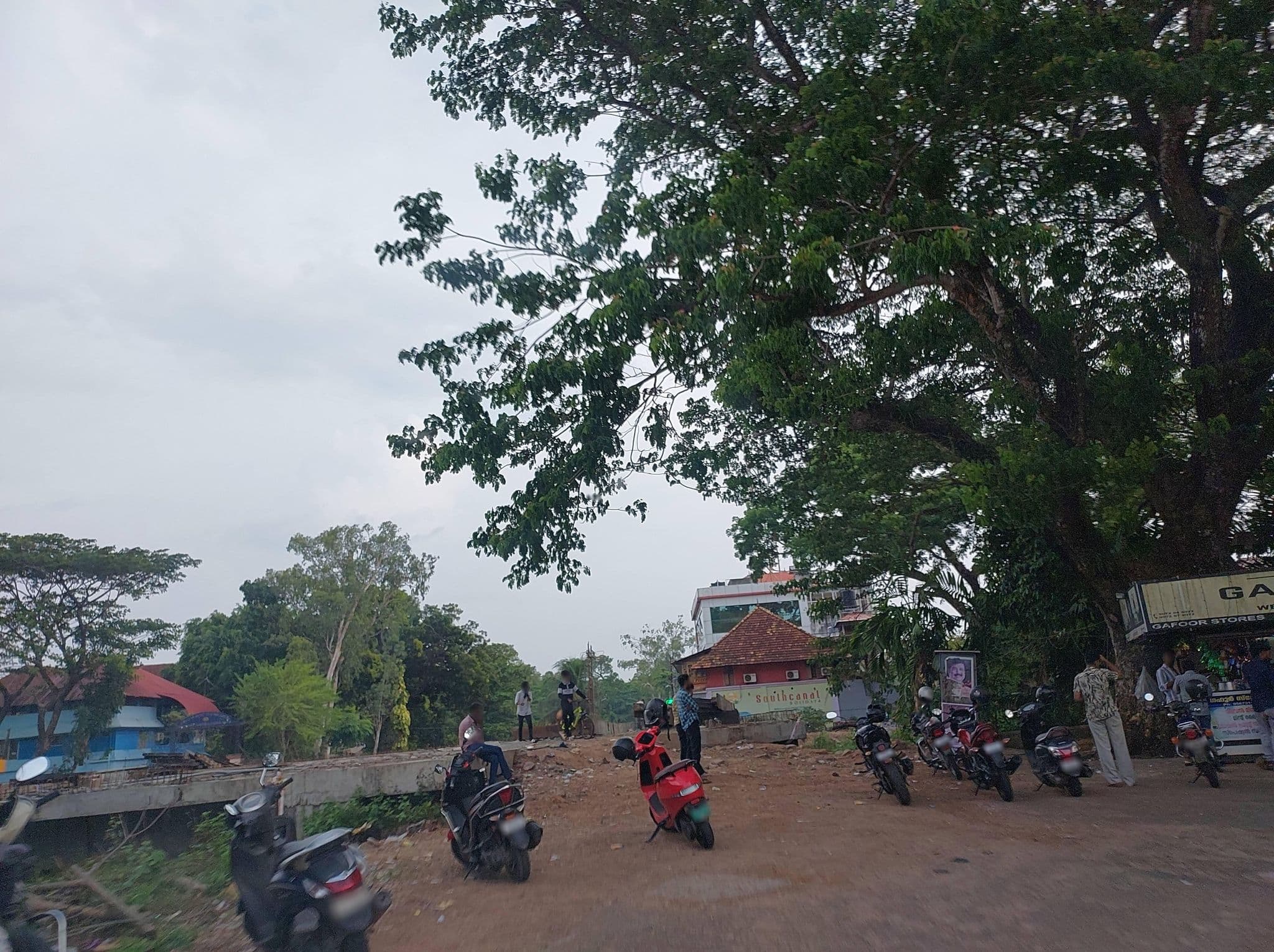 Street view near Balu Hotel, Alappuzha — © V15 (CC BY-SA · Mapillary)