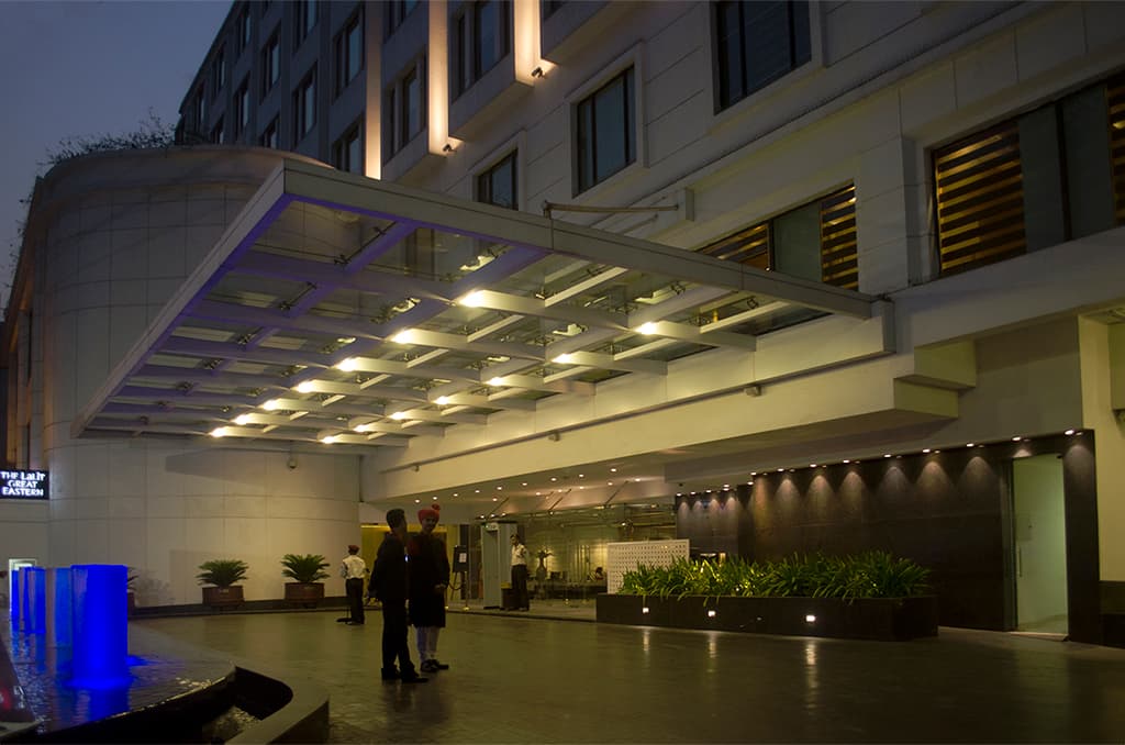 The Lalit Great Eastern Kolkata (via Wikimedia Commons, CC BY-SA 4.0)
