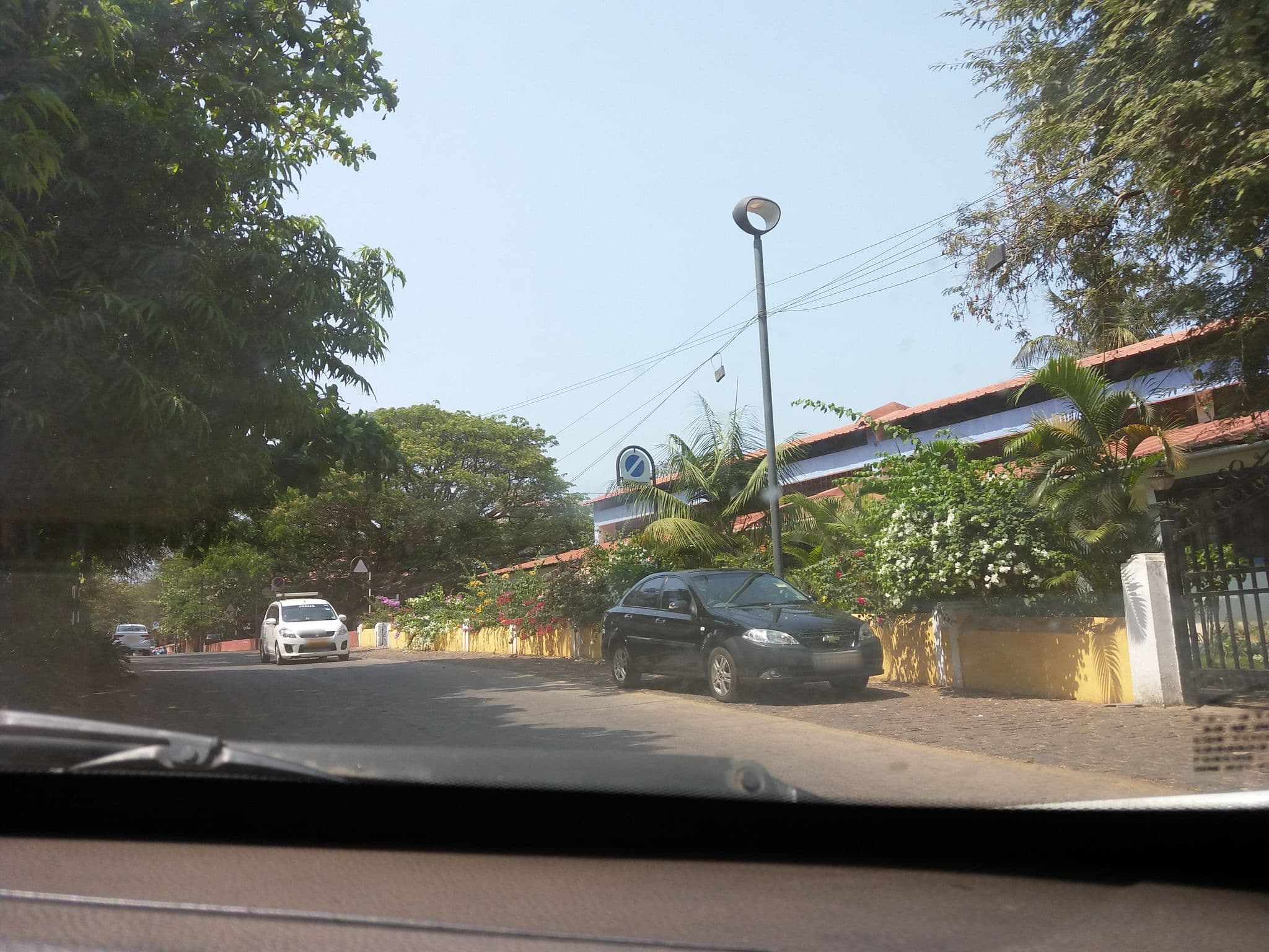 Street view near Casa Tropicana - Villa Tidina Guest House., Taleigao — © rdlf19051985 (CC BY-SA · Mapillary)