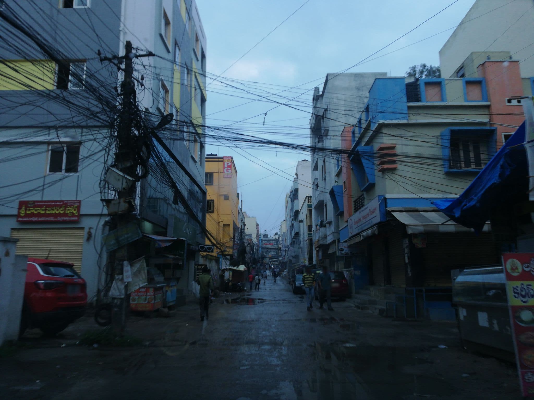 Street view near My hostel, Kukatpally