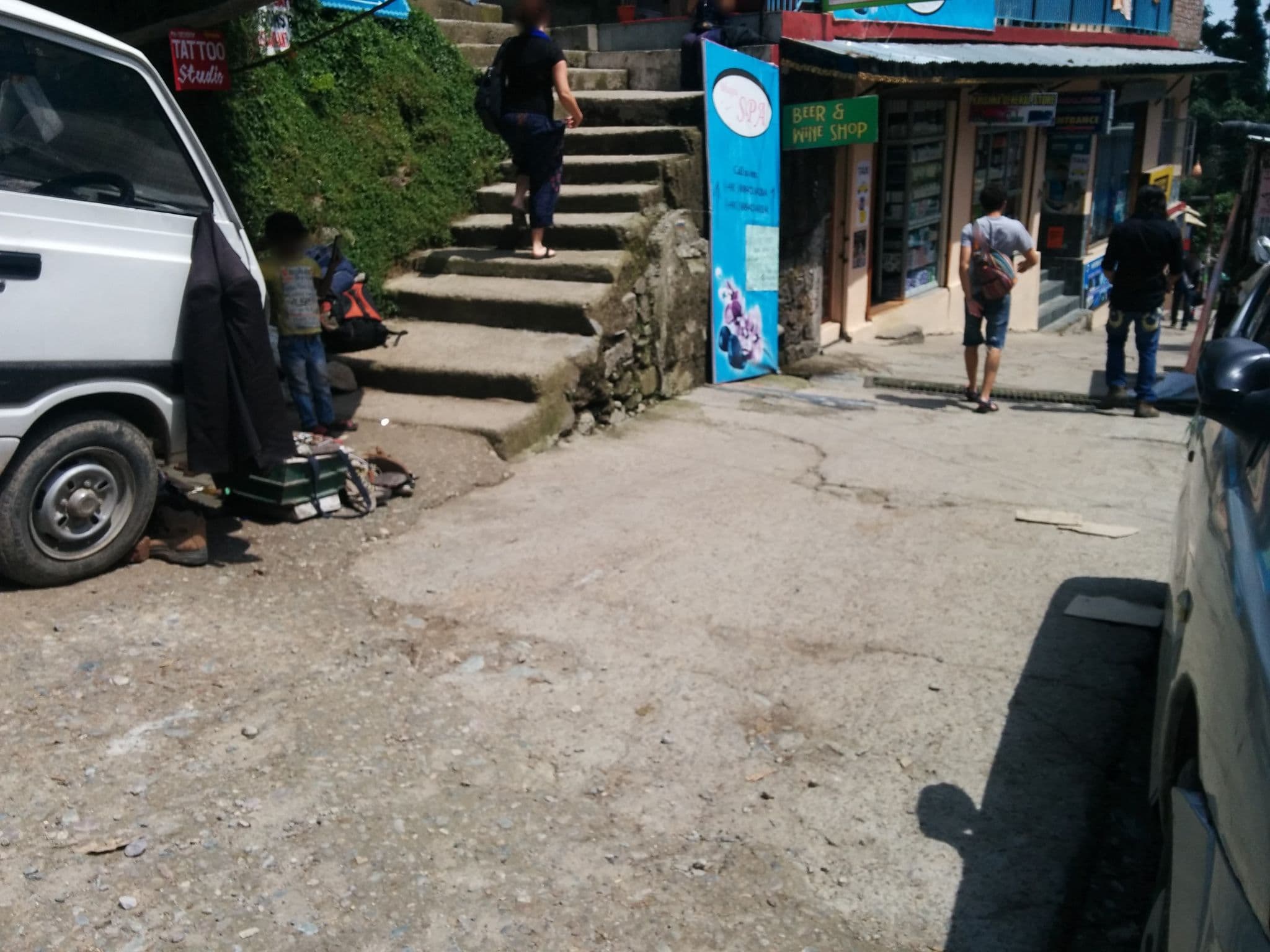 Street view near bhagsu villa, Dharamsala