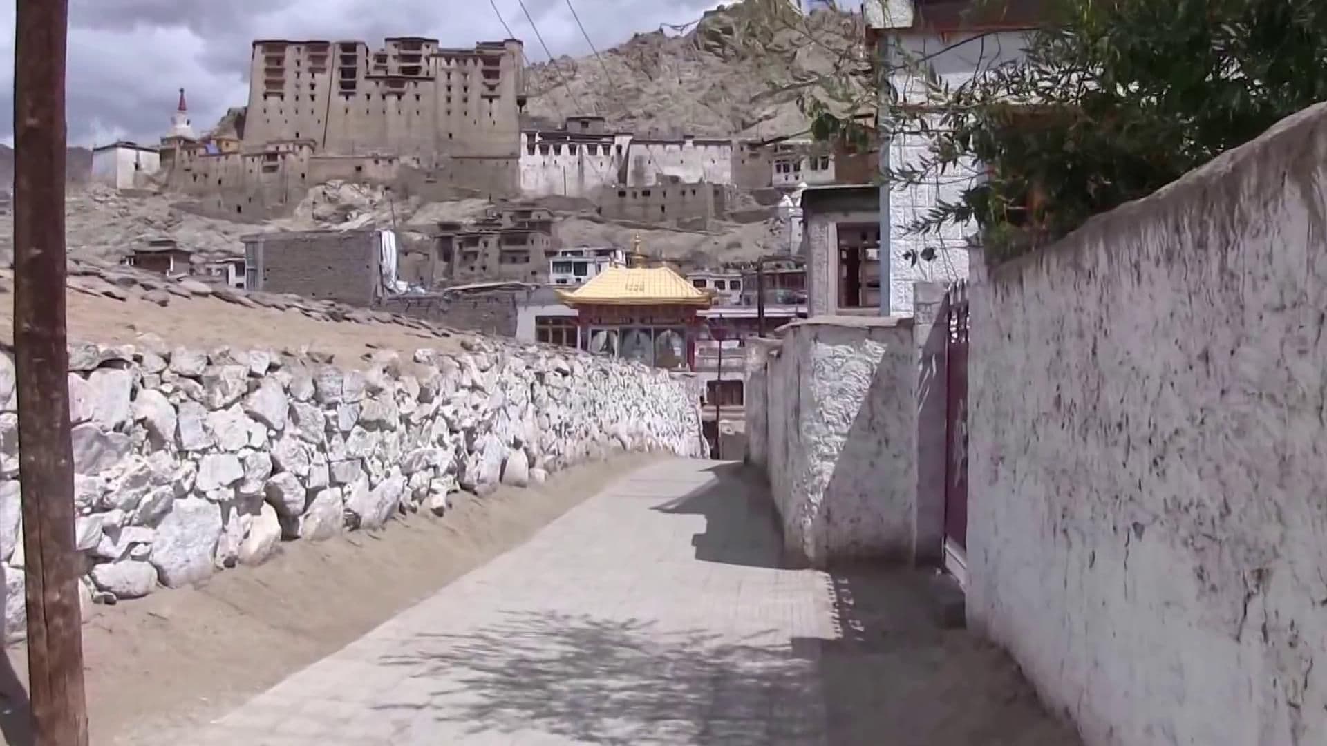 Street view near Old Ladakh Guest House, Leh