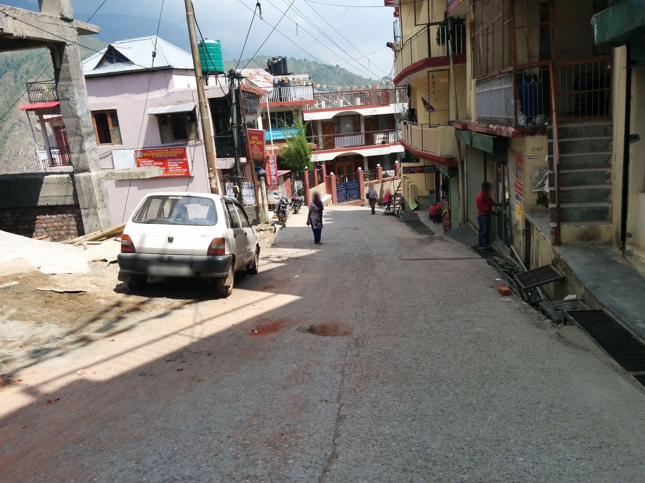 Street view near Avoca guest house, Dharamsala