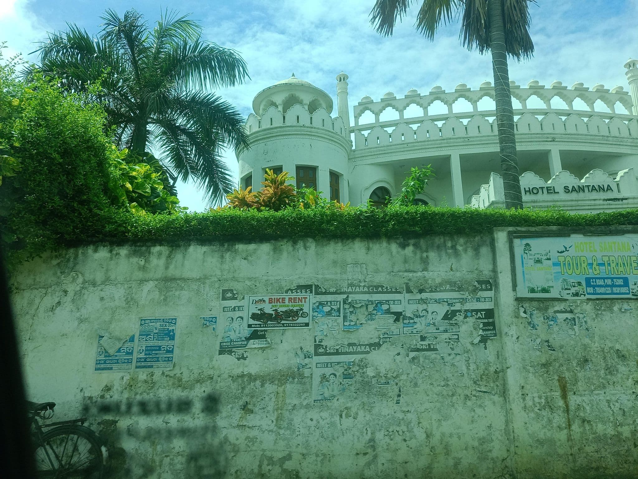 Street view near Santana Hotel, Puri — © Snehal_bi (CC BY-SA · Mapillary)