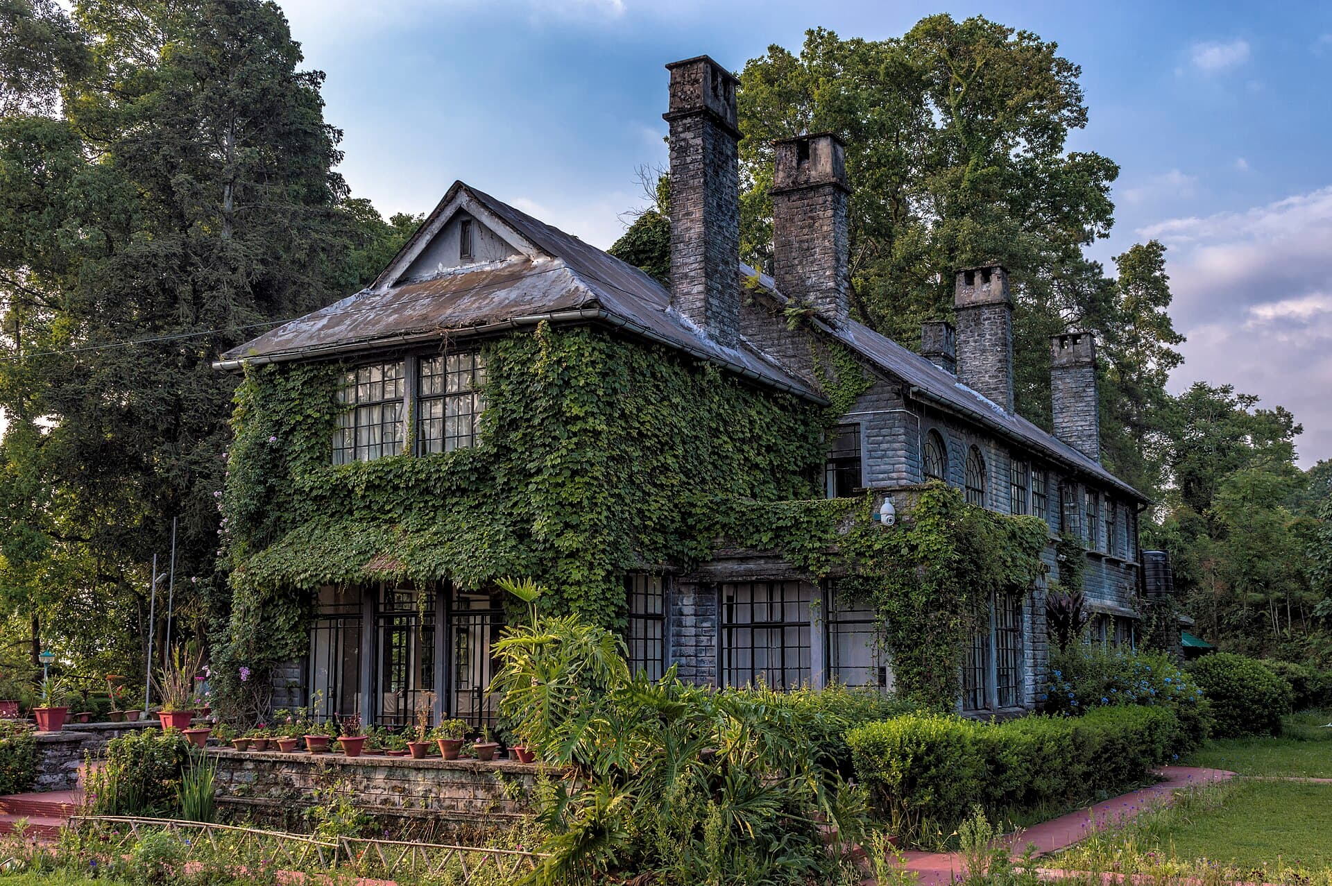 Morgan House (via Wikimedia Commons, CC0)