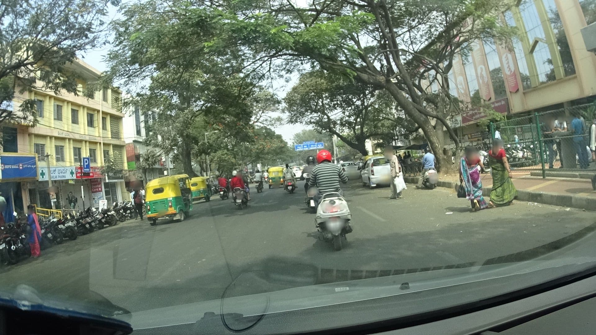 Street view near Ujval, Bengaluru