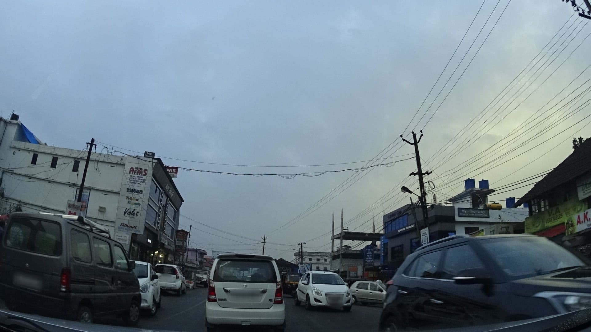 Street view near By the way rooms and restuarant, Kalpatta — © geohacker (CC BY-SA · Mapillary)