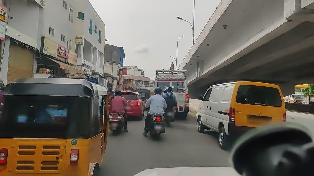 Street view near Emirates Residency, Nerkunram — © roadroid (CC BY-SA · Mapillary)