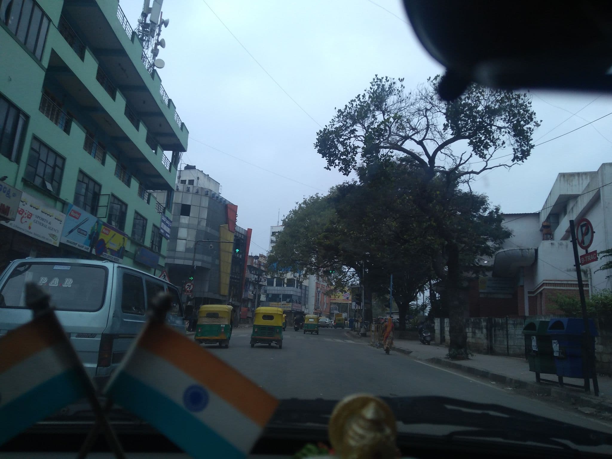 Street view near Hotel Mahalakshmi, Bengaluru