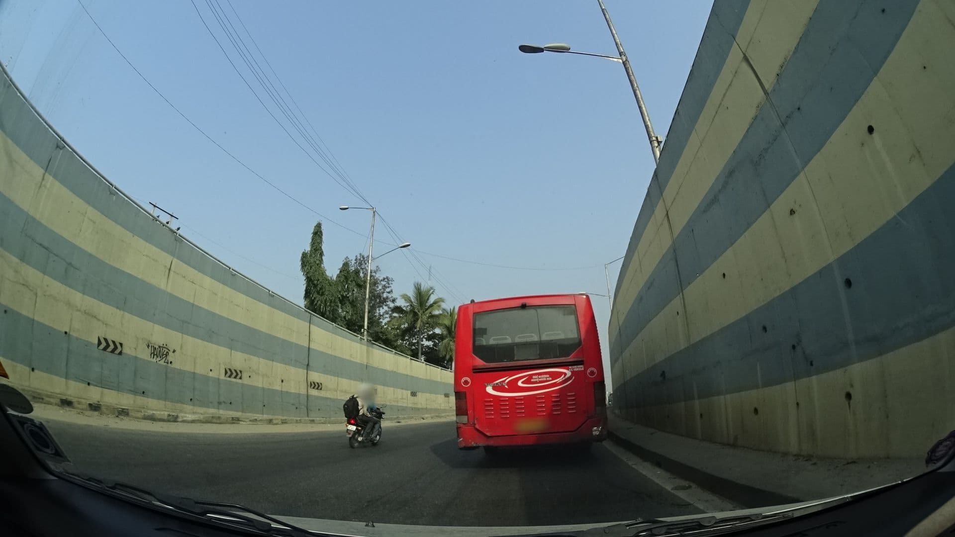 Street view near Girls Hostel, Bengaluru