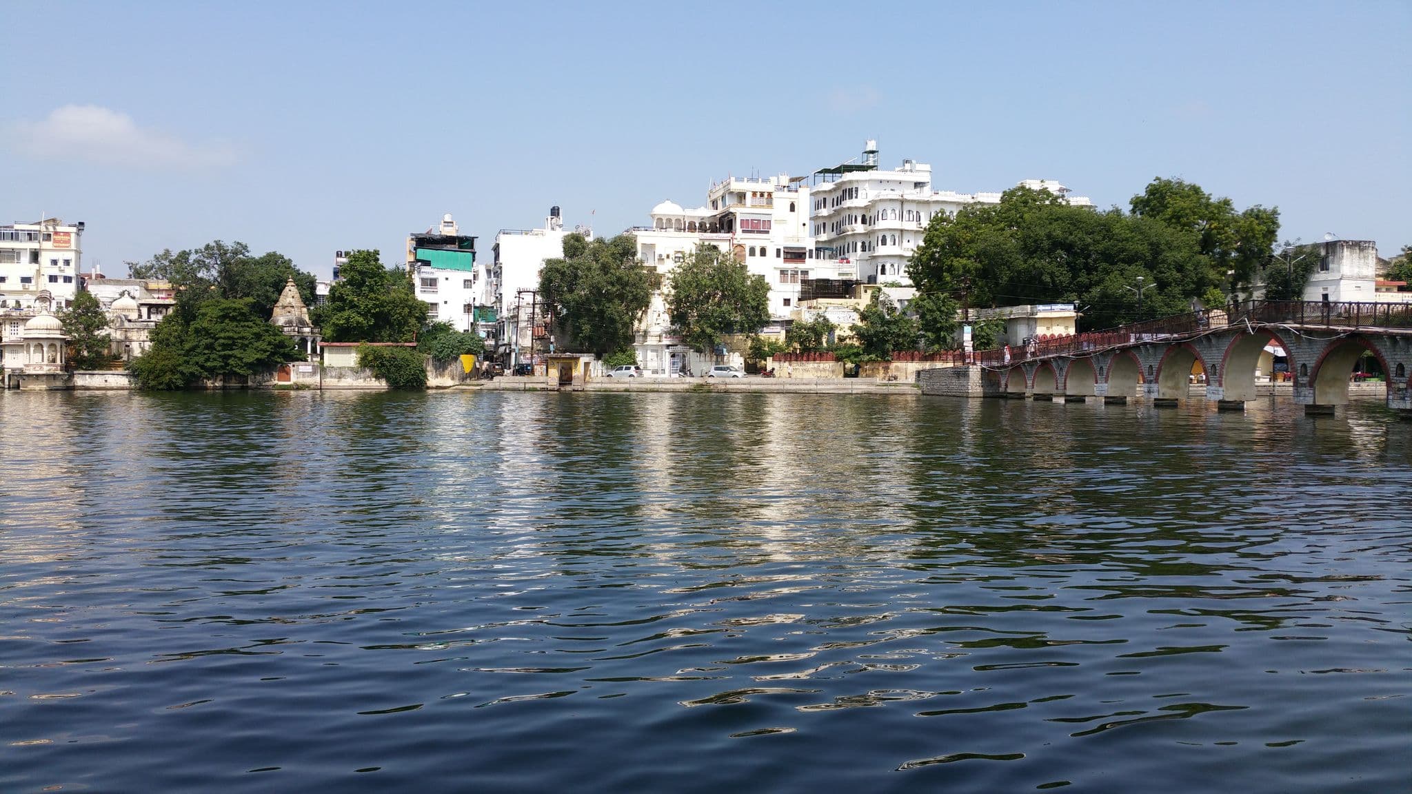 Street view near Kesar Palace, Udaipur