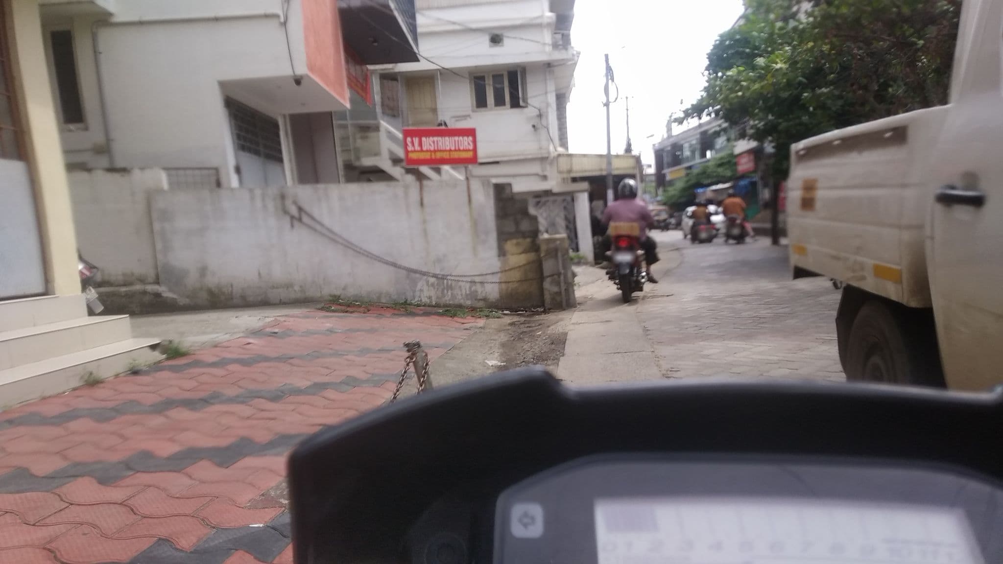Street view near Dream flower ibiza 2, Kanayannur