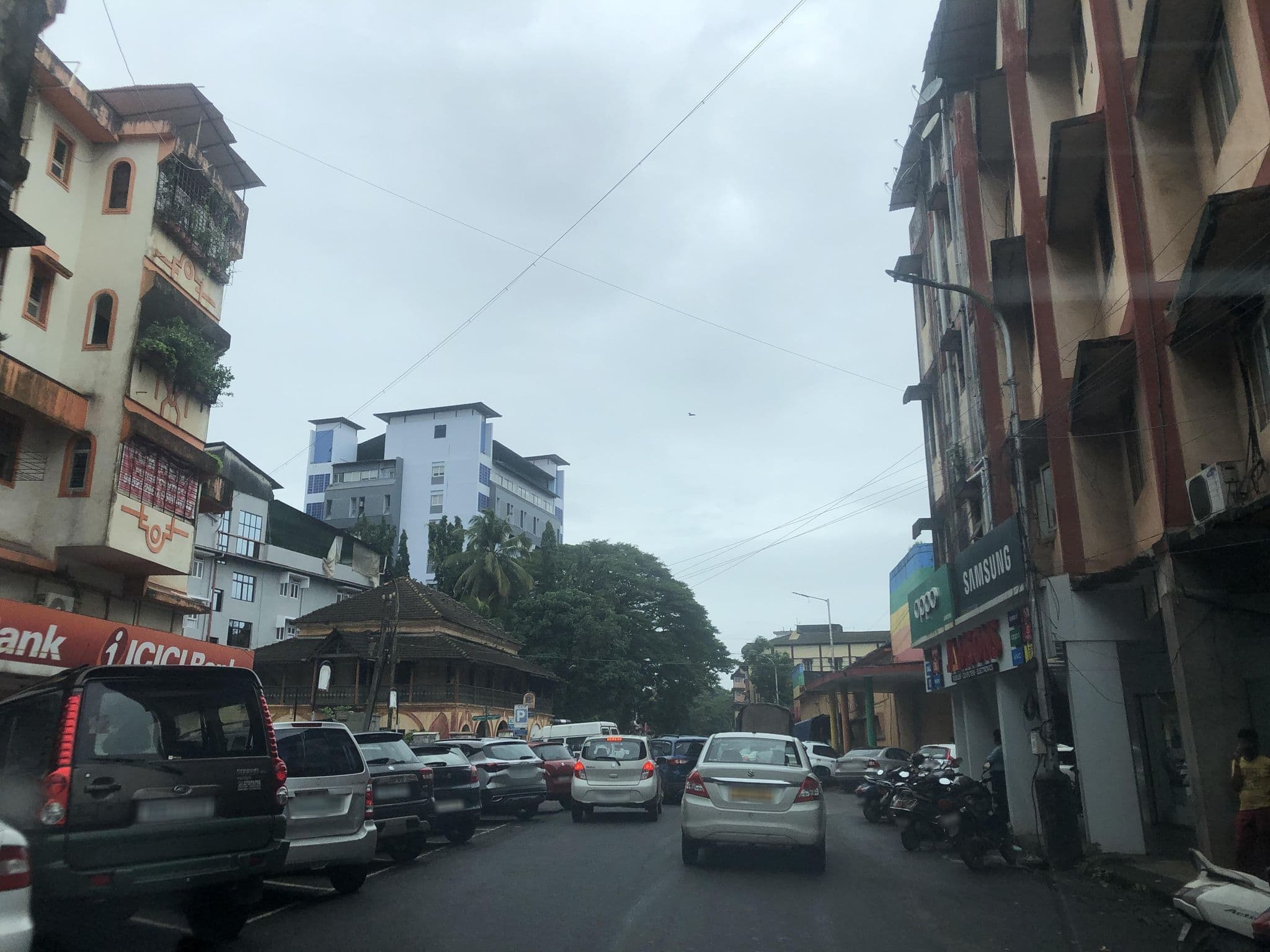 Street view near Simple routes (real place, but hard to find, ask around!), Panjim — © olily (CC BY-SA · Mapillary)