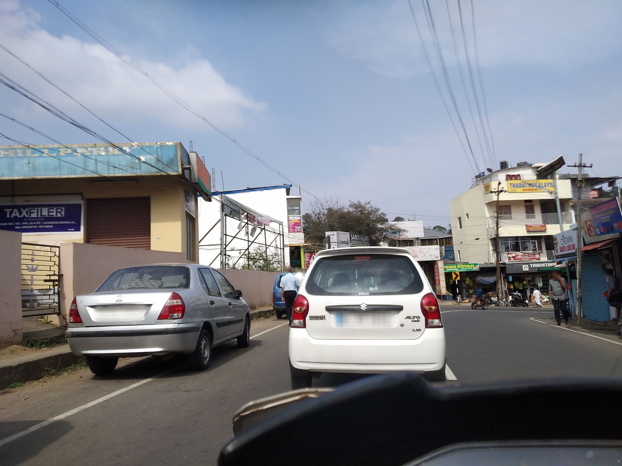 Street view near Dolphin Residence, Cumbum — © jothishbabu (CC BY-SA · Mapillary)