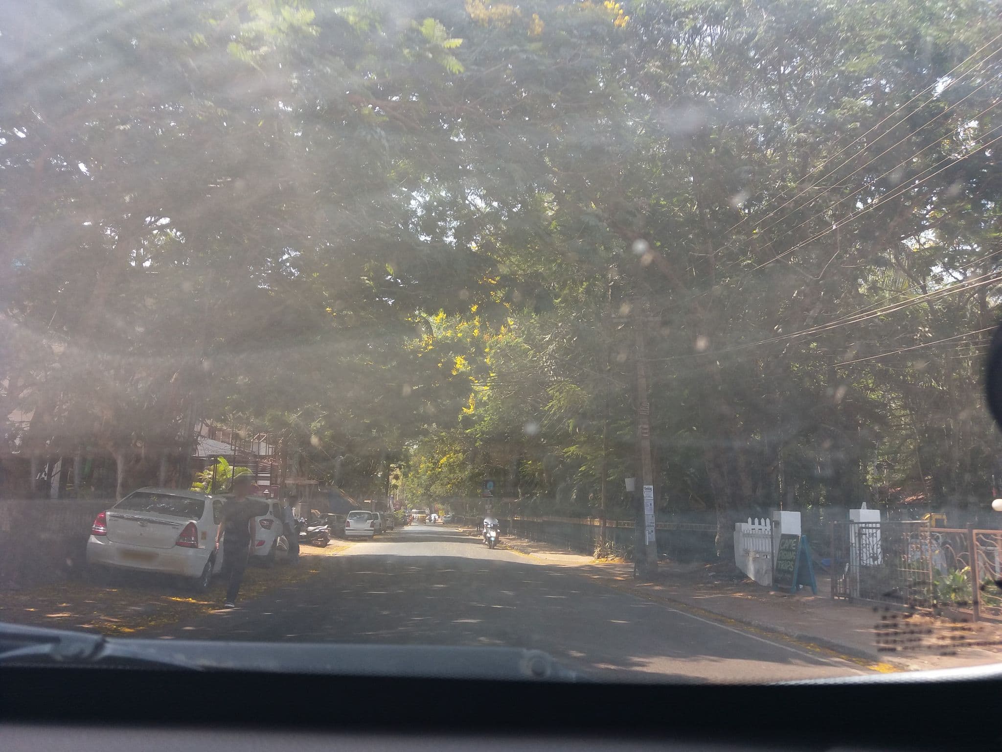 Street view near Hangover Resort, Nerul — © rdlf19051985 (CC BY-SA · Mapillary)
