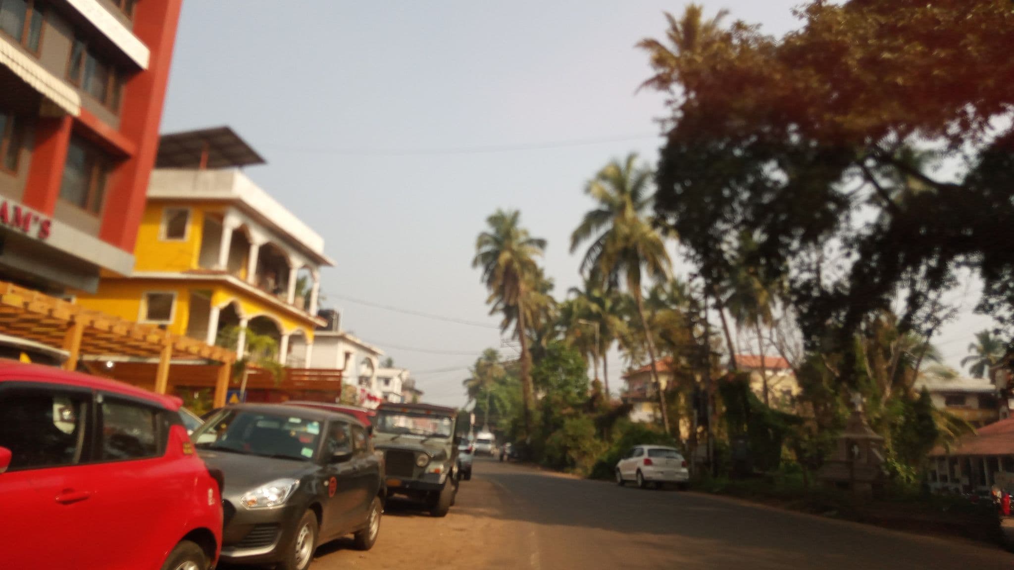 Street view near Avenue, Calangute — © pradeepbv (CC BY-SA · Mapillary)