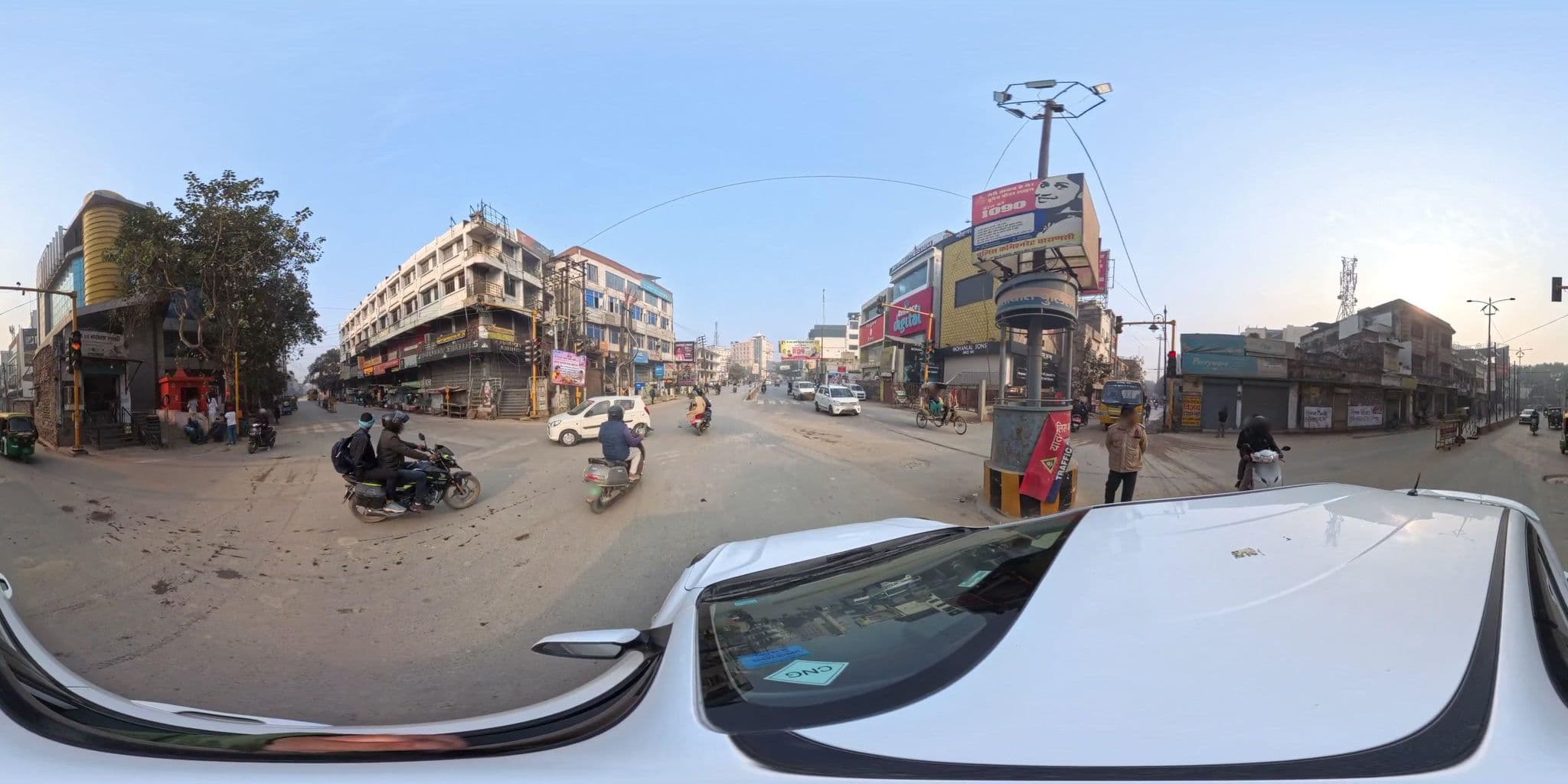 Street view near Hotel Castillo, Varanasi