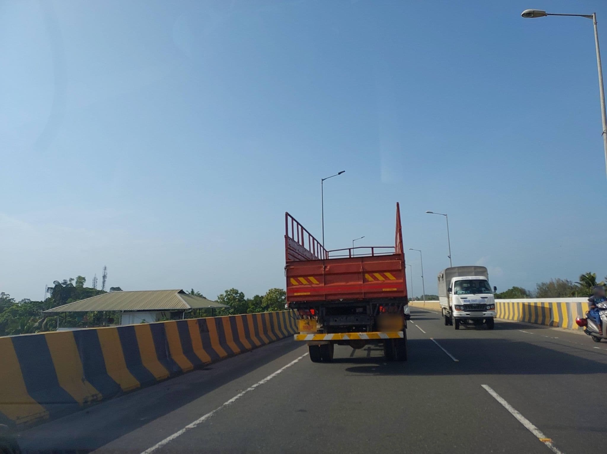 Street view near Club House, Alappuzha — © V15 (CC BY-SA · Mapillary)