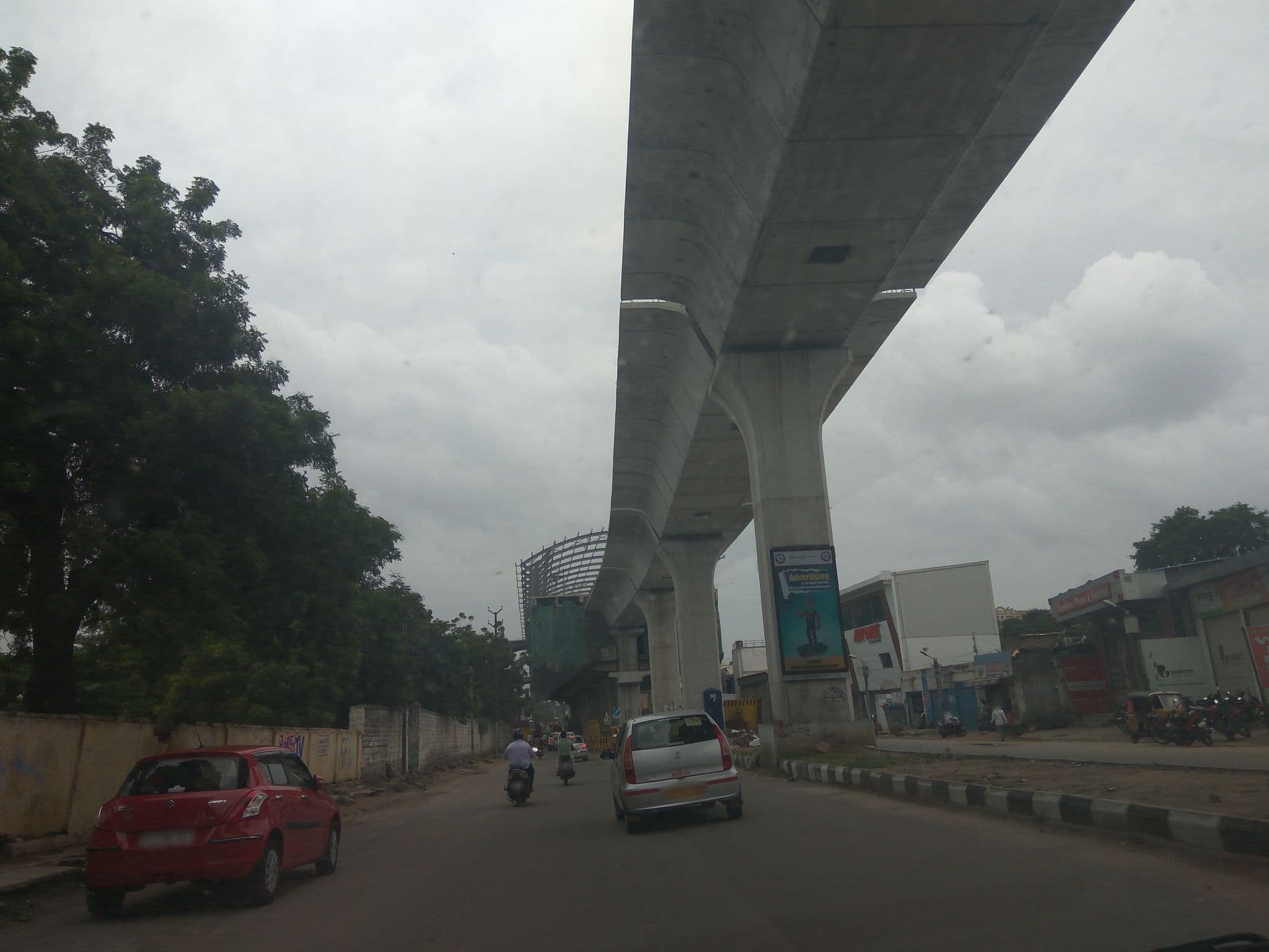 Street view near Central Government Touring Officers Guest House, Rāniganj — © natarajakaveeti (CC BY-SA · Mapillary)