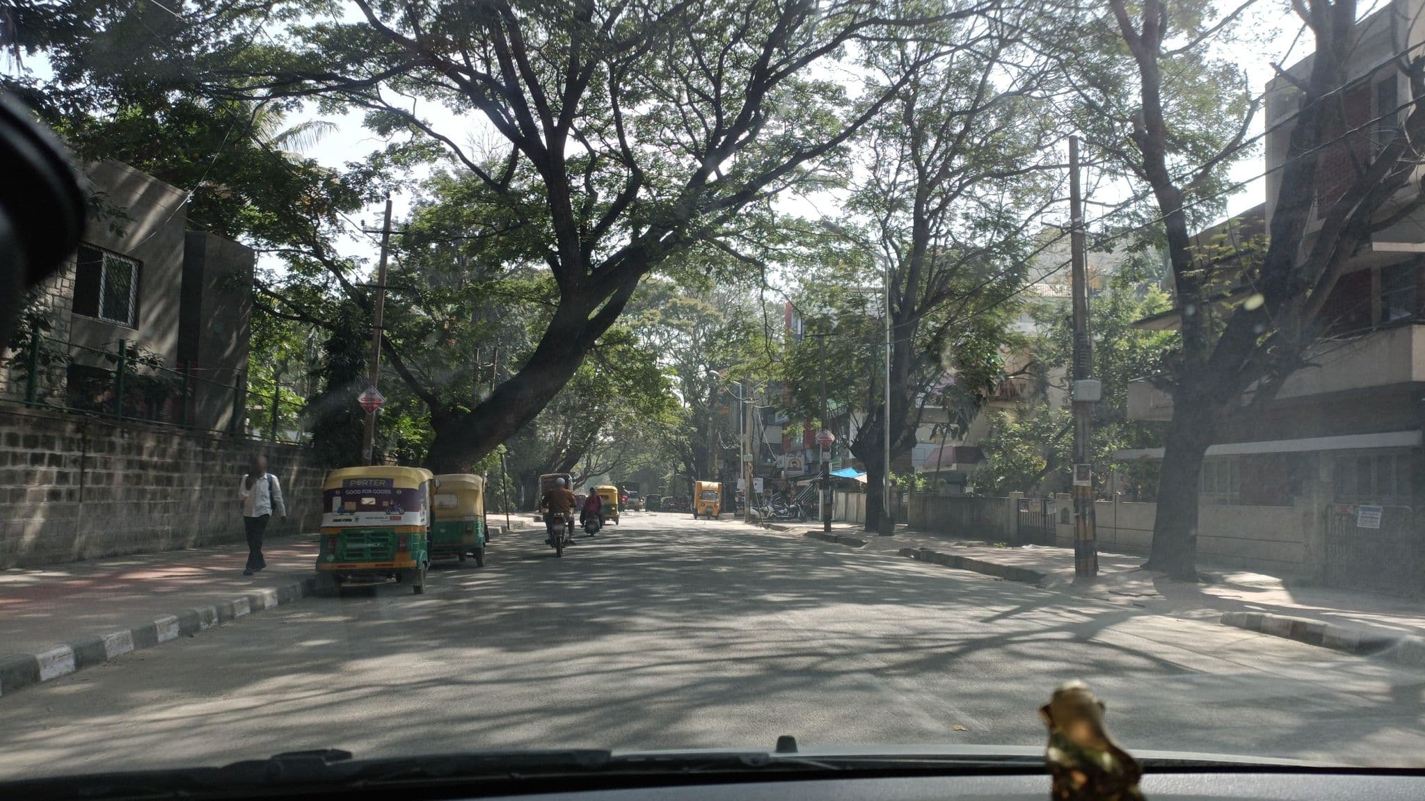 Street view near Vaka Living, Bengaluru
