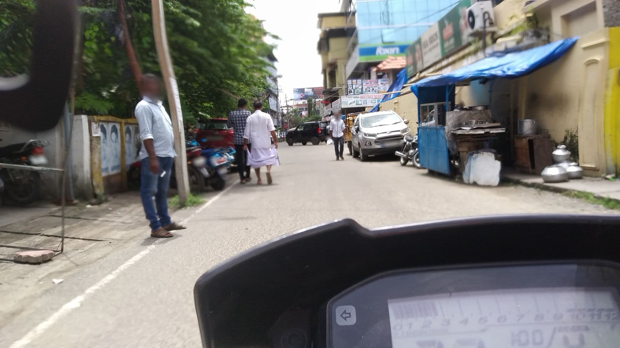 Street view near York Hotel, Kanayannur