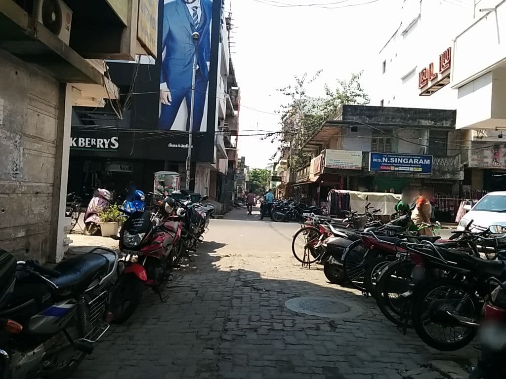 Street view near Fabexpress Santhi Inn, Puducherry — © sashazykov (CC BY-SA · Mapillary)