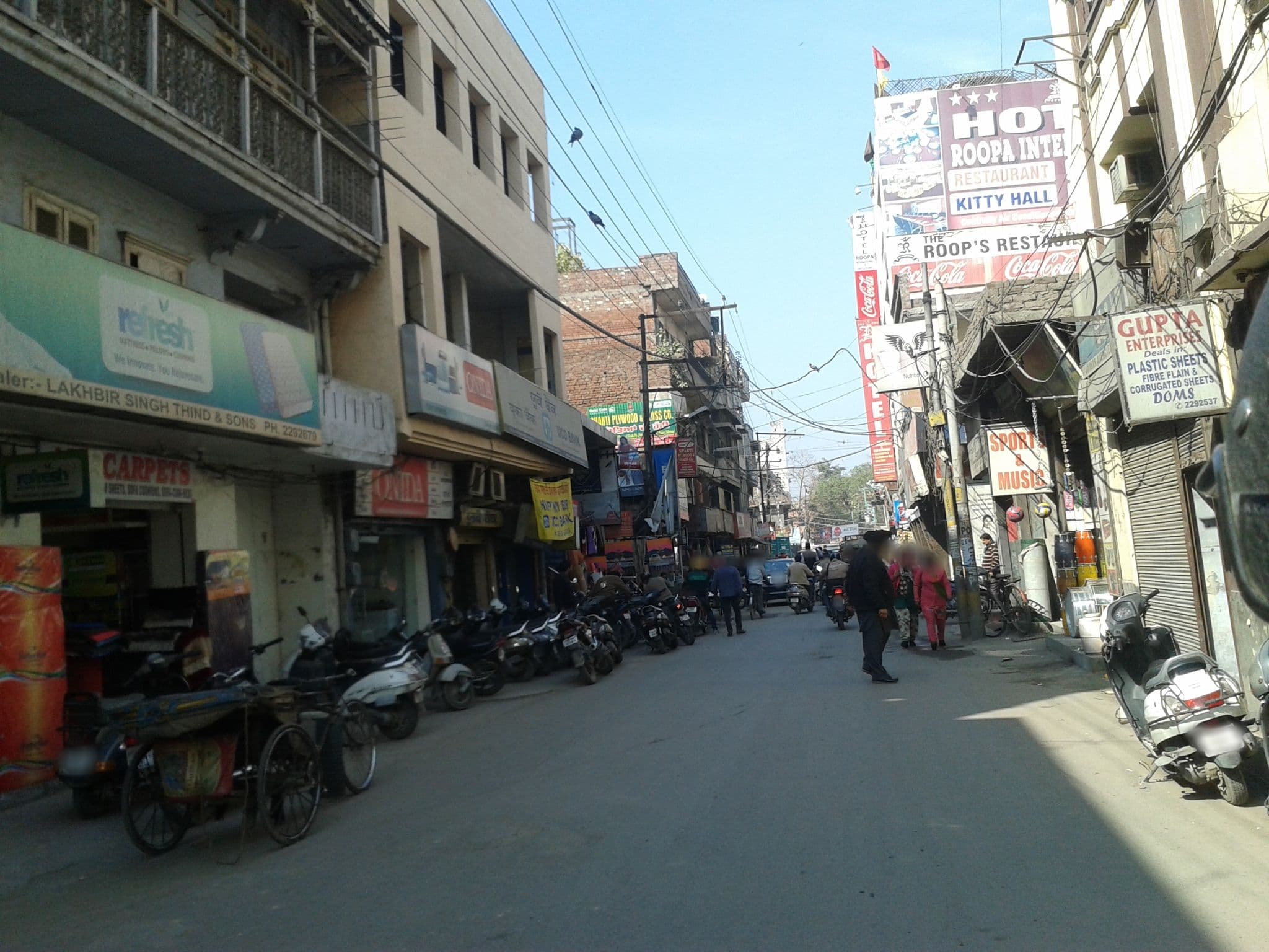 Street view near Hotel Royal Villa II, Amritsar — © geetikabhargav (CC BY-SA · Mapillary)