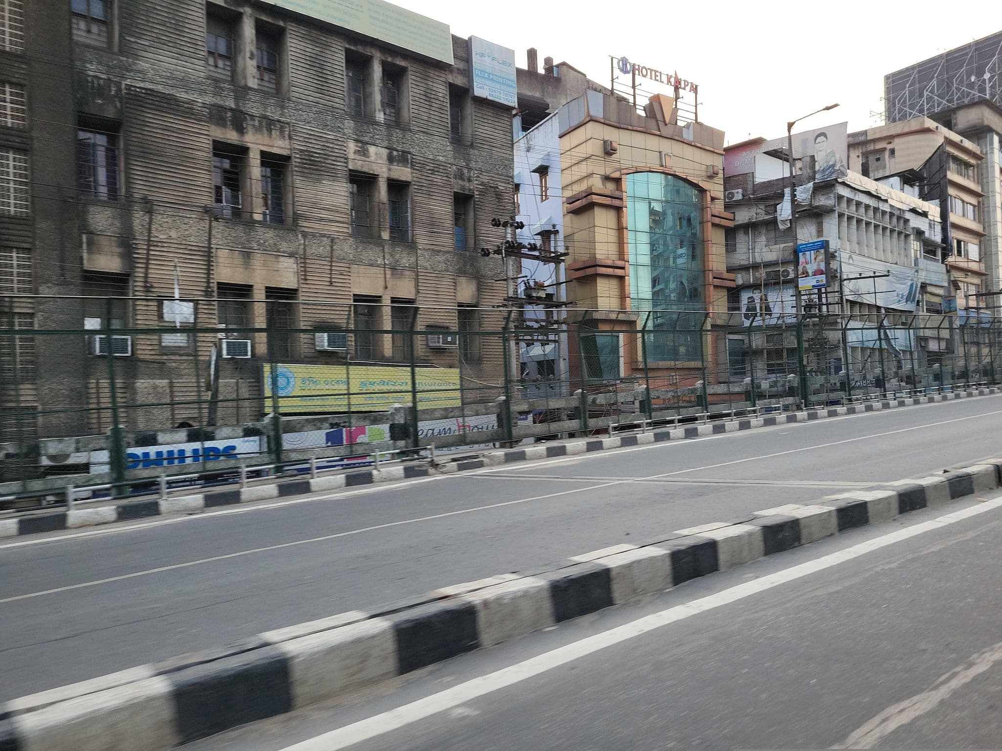 Street view near Hotlel Kalpan, Guwahati
