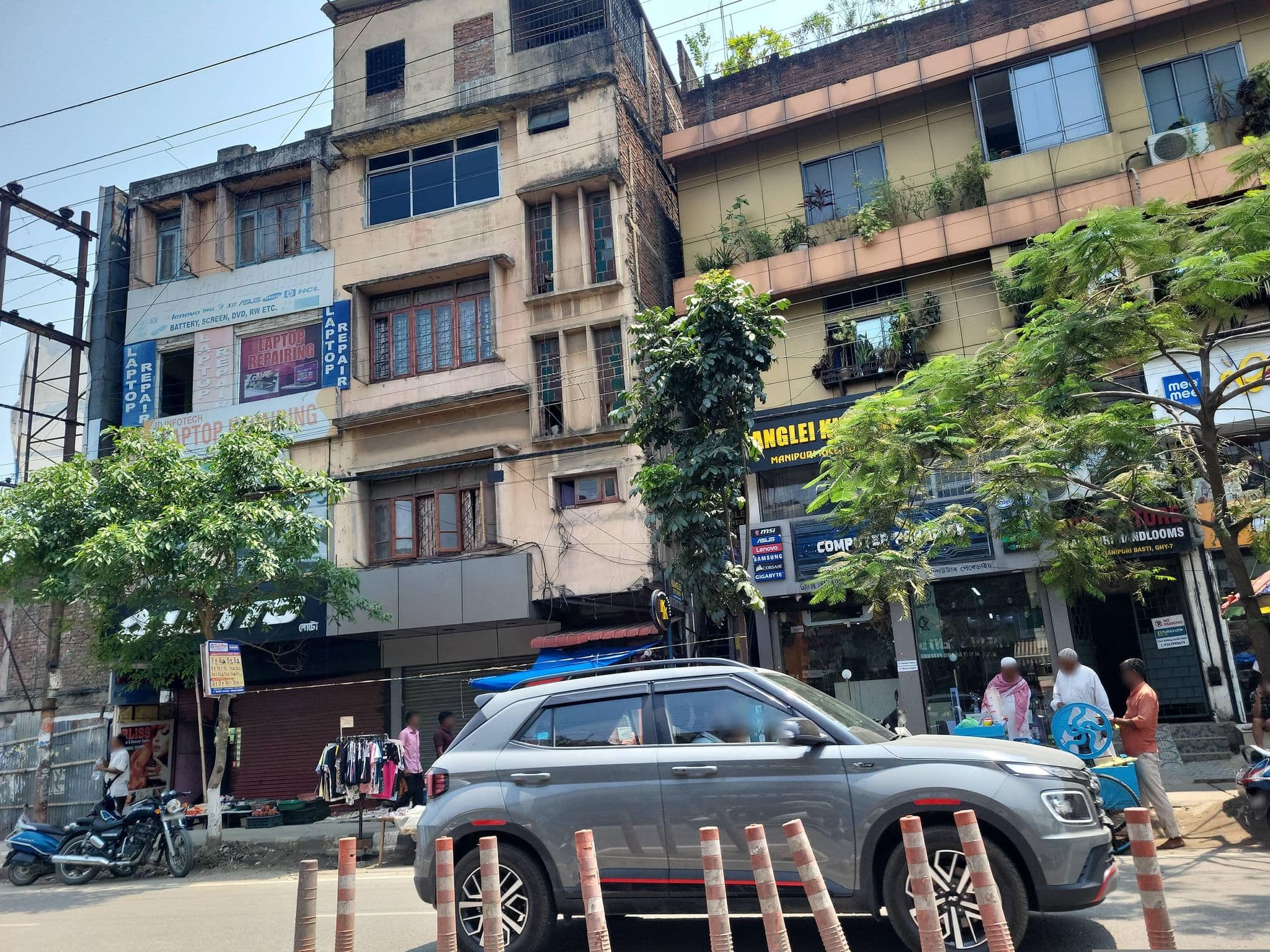 Street view near Hotel Bijita, Guwahati