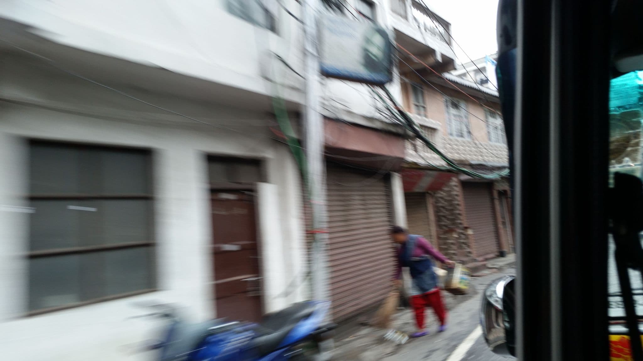 Street view near Traveller's Paradise, Dārjiling — © sawanshariar (CC BY-SA · Mapillary)