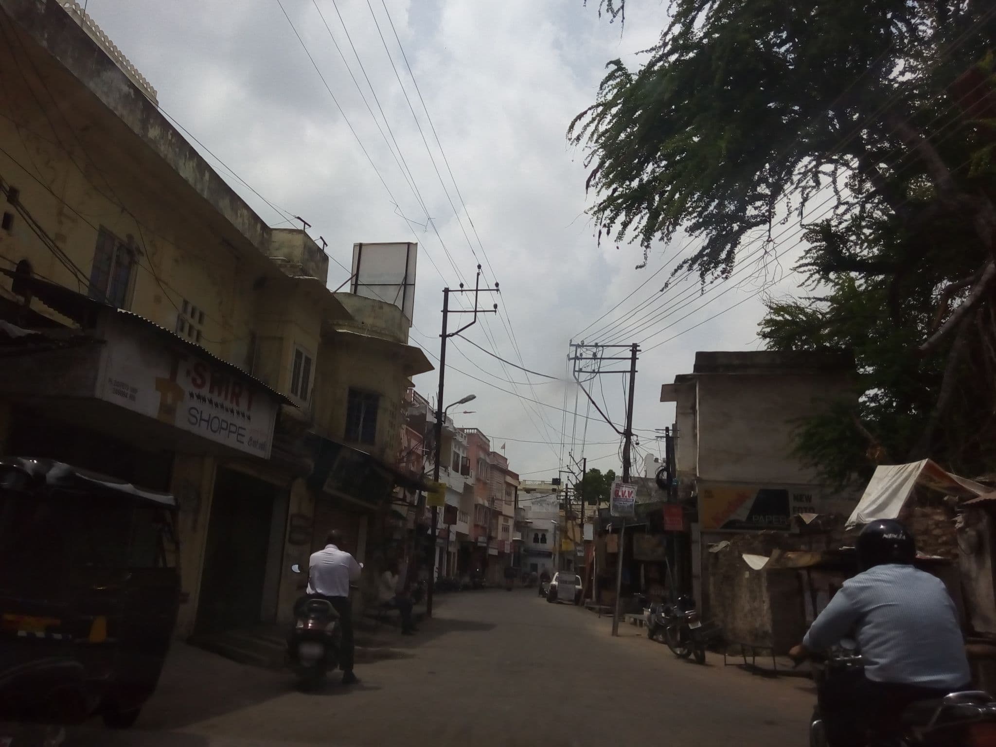 Street view near Manuscript Jhilwara Haveli, Udaipur