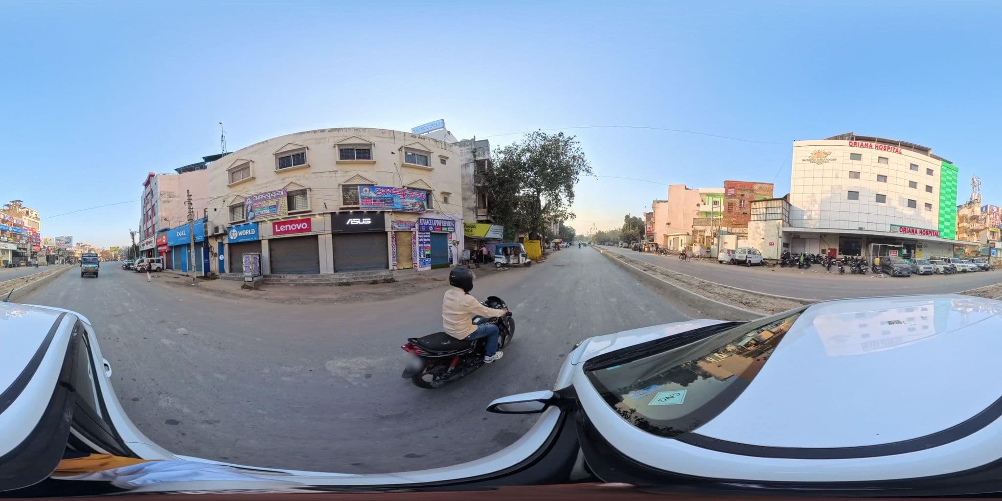 Street view near Utsav Residency, Varanasi