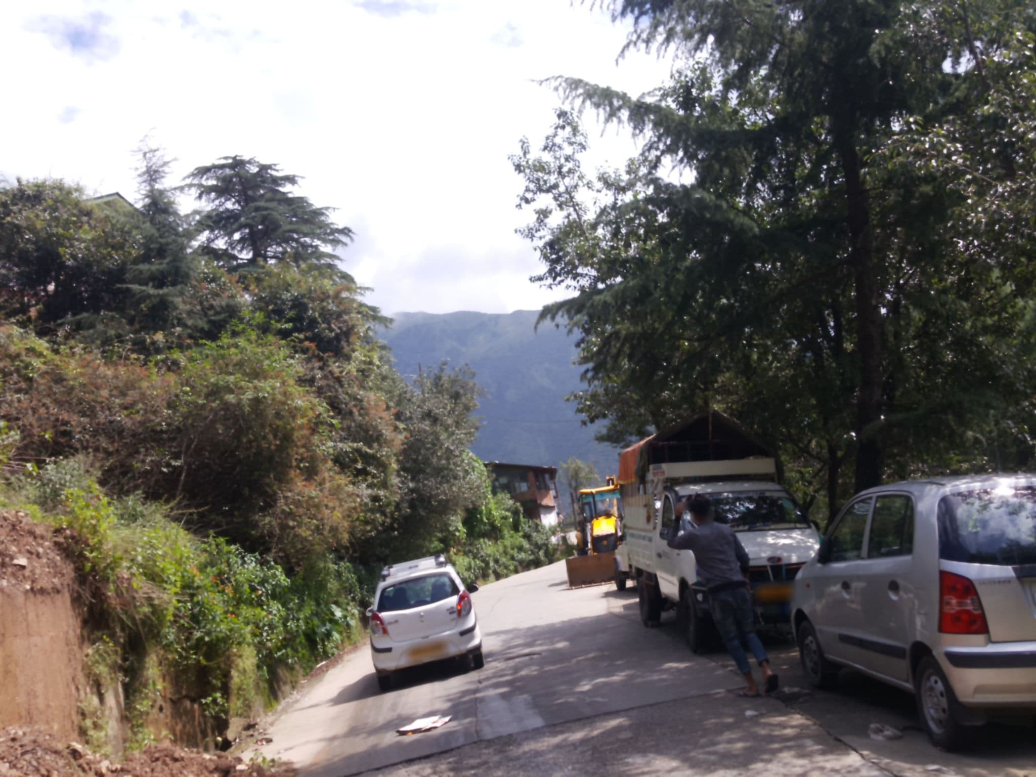 Street view near Hotel King Castle, Dharamsala