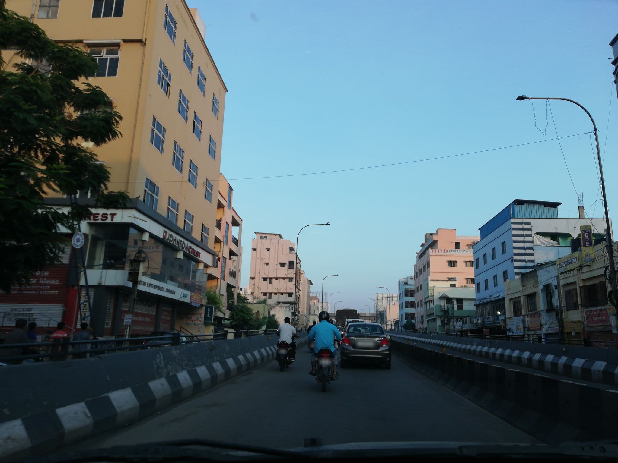 Street view near Akshayreddy girls hostel, Rāniganj — © nithin (CC BY-SA · Mapillary)